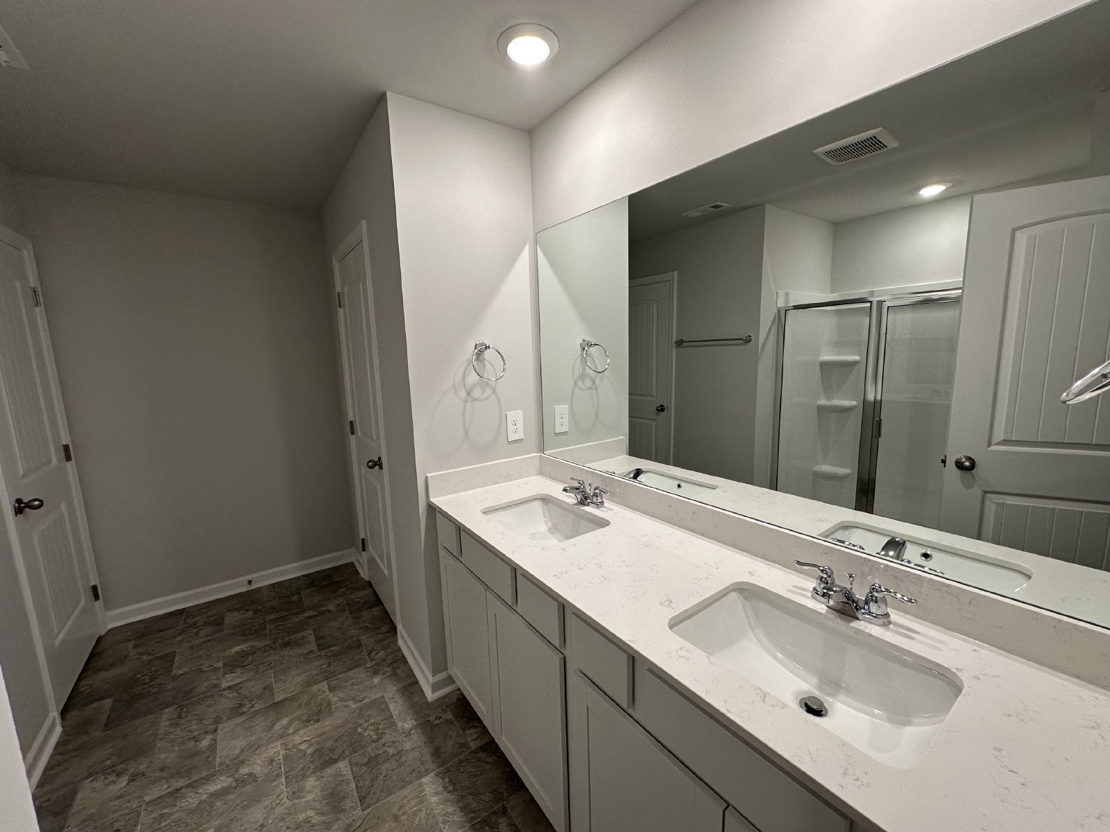 Brand New Build 3 Bed 2.5 Bath Townhome In Lebanon property image