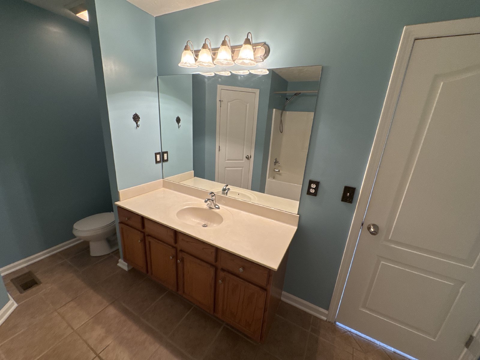 Charming 3/2 Home for Rent in Christiana, TN! property image