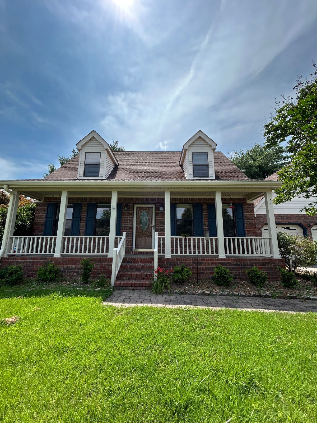3 Bed, 2.5 Baths, Fenced Back Yard, Huge Screened in Back Porch w Beautiful Views! property image