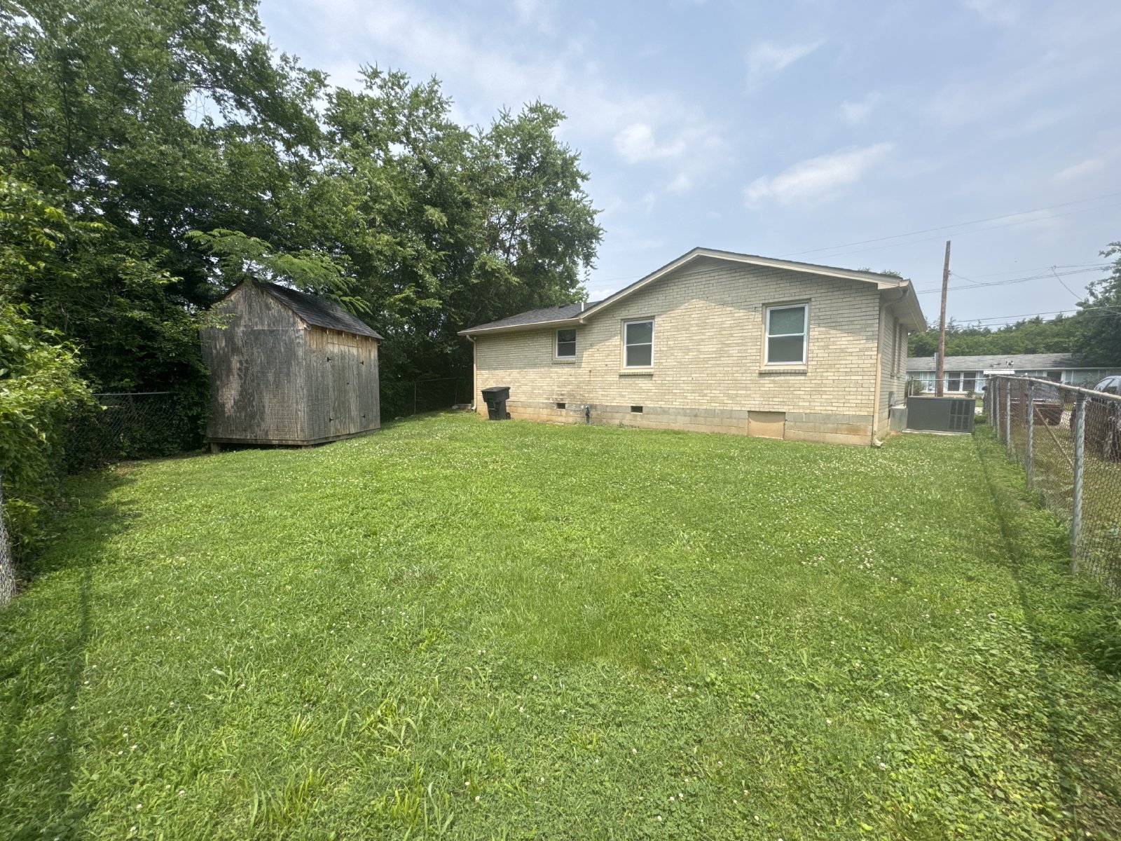 For Rent – Fully Renovated 3-Bed, 2-Bath Home in Prime Location! property image