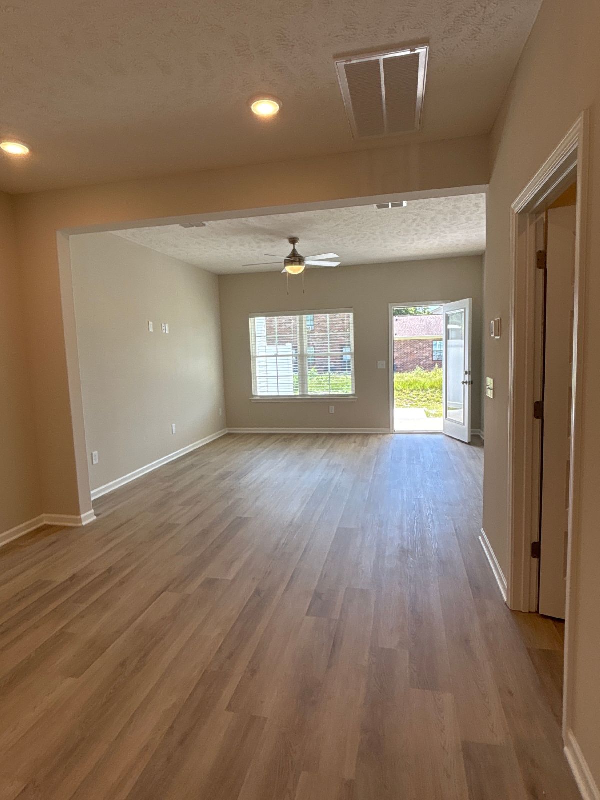 BRAND NEW 4 Bed 3 Bath Townhome Near The Heart Of Shelbyville! property image