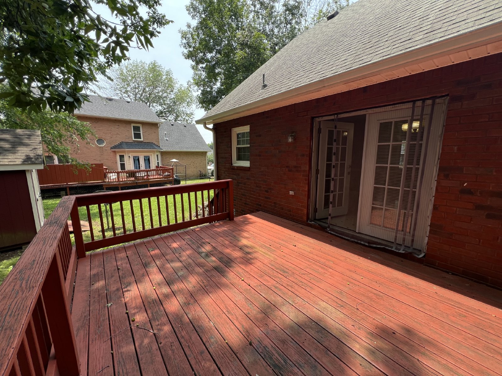 Smyrna Brick 4 bedrooms Available Now! Primary Bedroom Downstairs property image