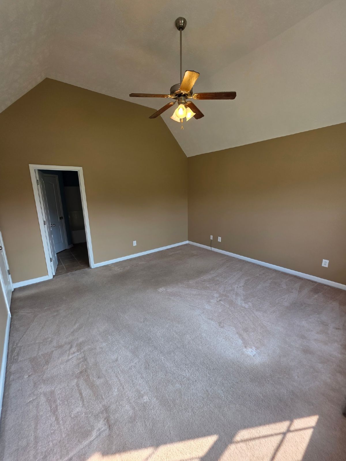 Charming 3/2 Home for Rent in Christiana, TN! property image