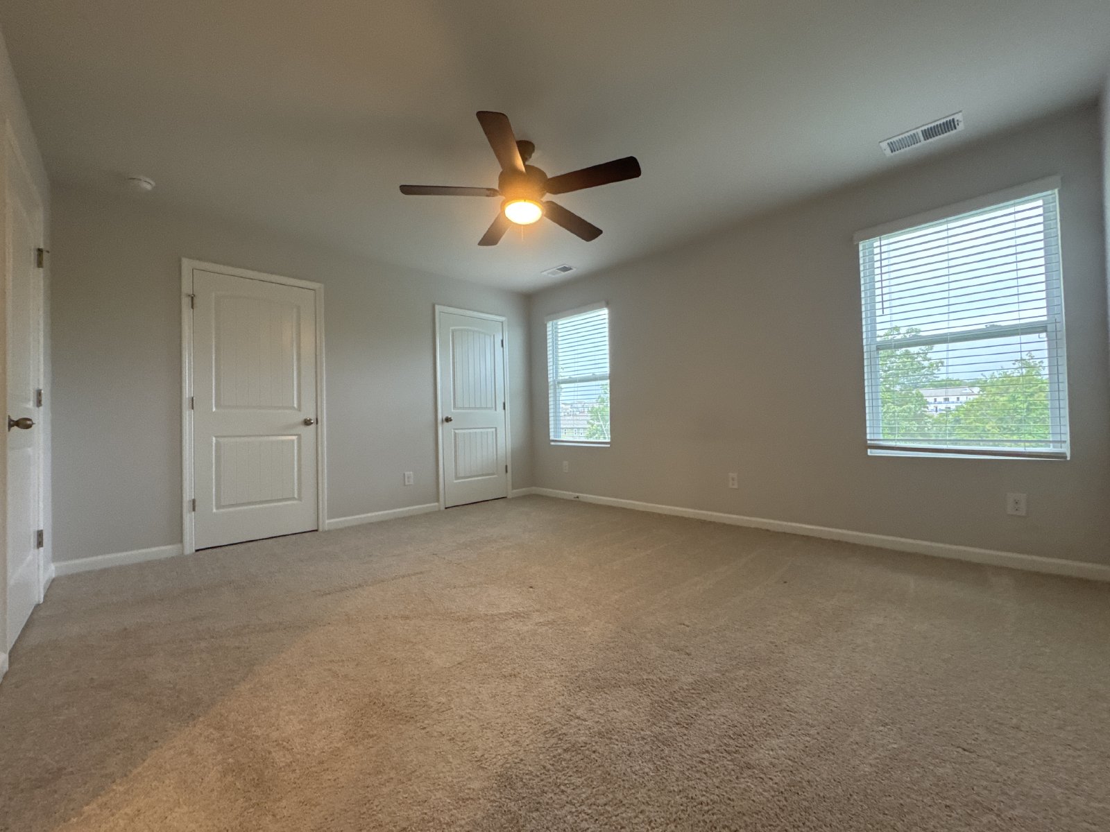 Beautiful 3BR/2.5BA Townhome in a Prime Location! property image