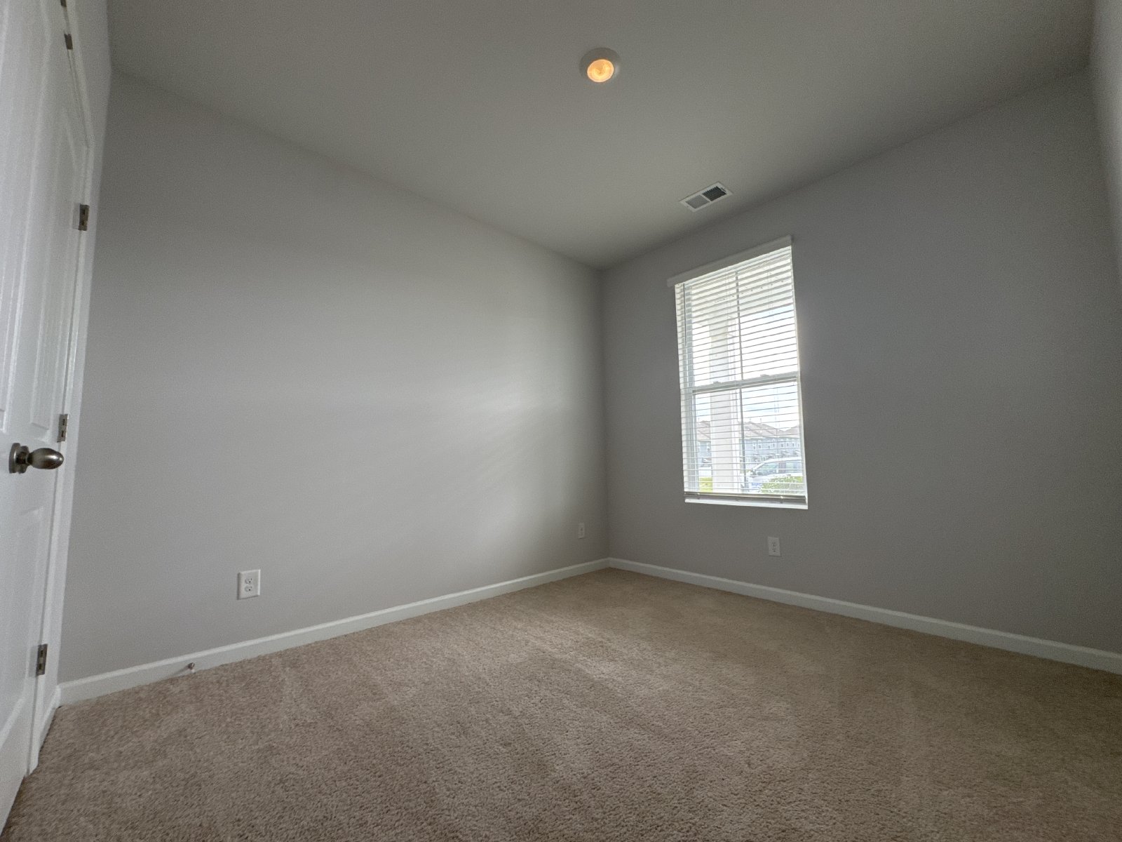 Beautiful 3BR/2.5BA Townhome in a Prime Location! property image