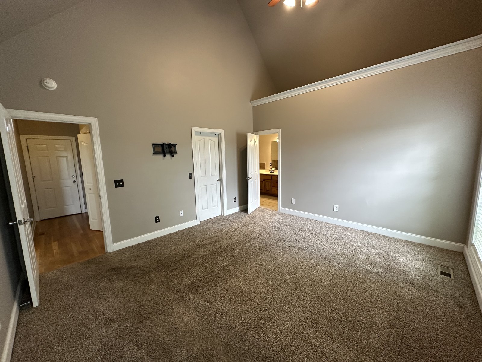 Charming 3 Bed 2 Bath Home In Murfreesboro property image