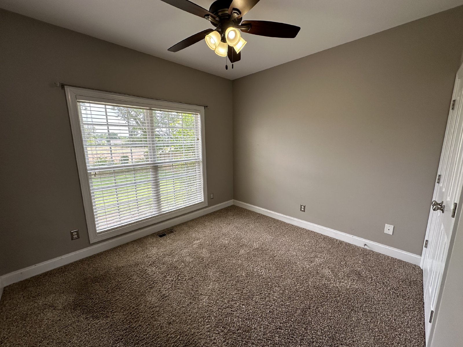 Charming 3 Bed 2 Bath Home In Murfreesboro property image