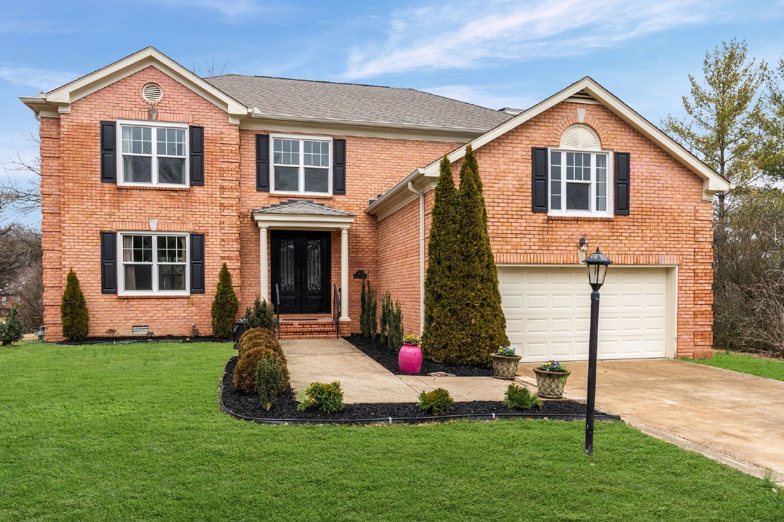 Spacious Cul-de-Sac Home in Sought-After Riverside – Bellevue / West Nashville property image