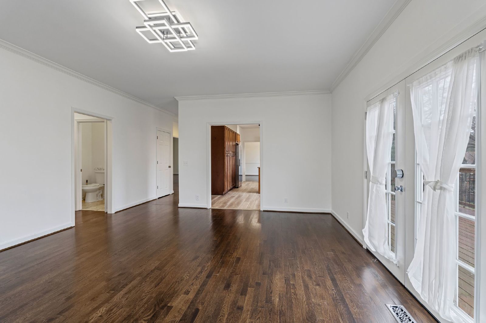 Spacious Cul-de-Sac Home in Sought-After Riverside – Bellevue / West Nashville property image