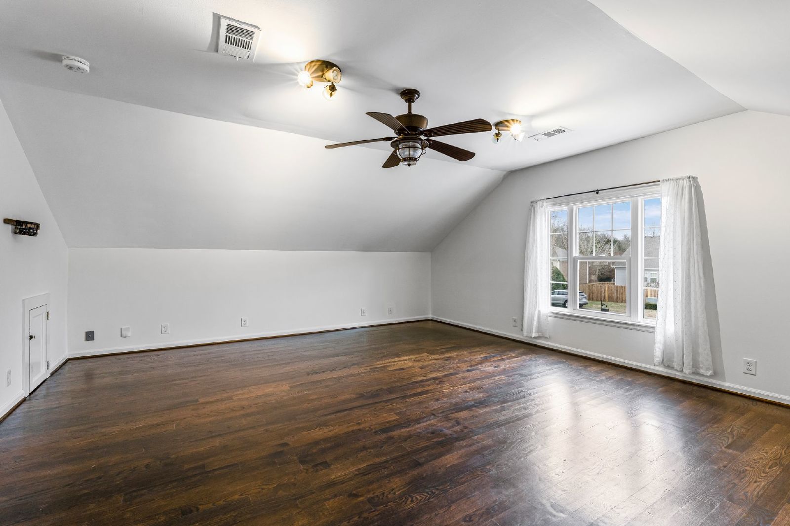 Spacious Cul-de-Sac Home in Sought-After Riverside – Bellevue / West Nashville property image