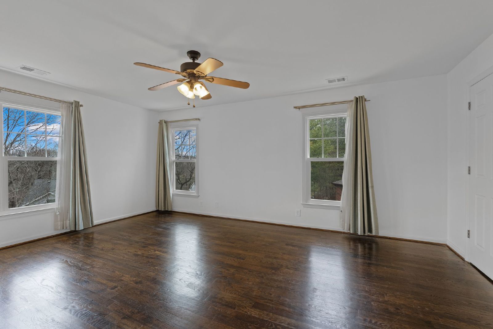 Spacious Cul-de-Sac Home in Sought-After Riverside – Bellevue / West Nashville property image
