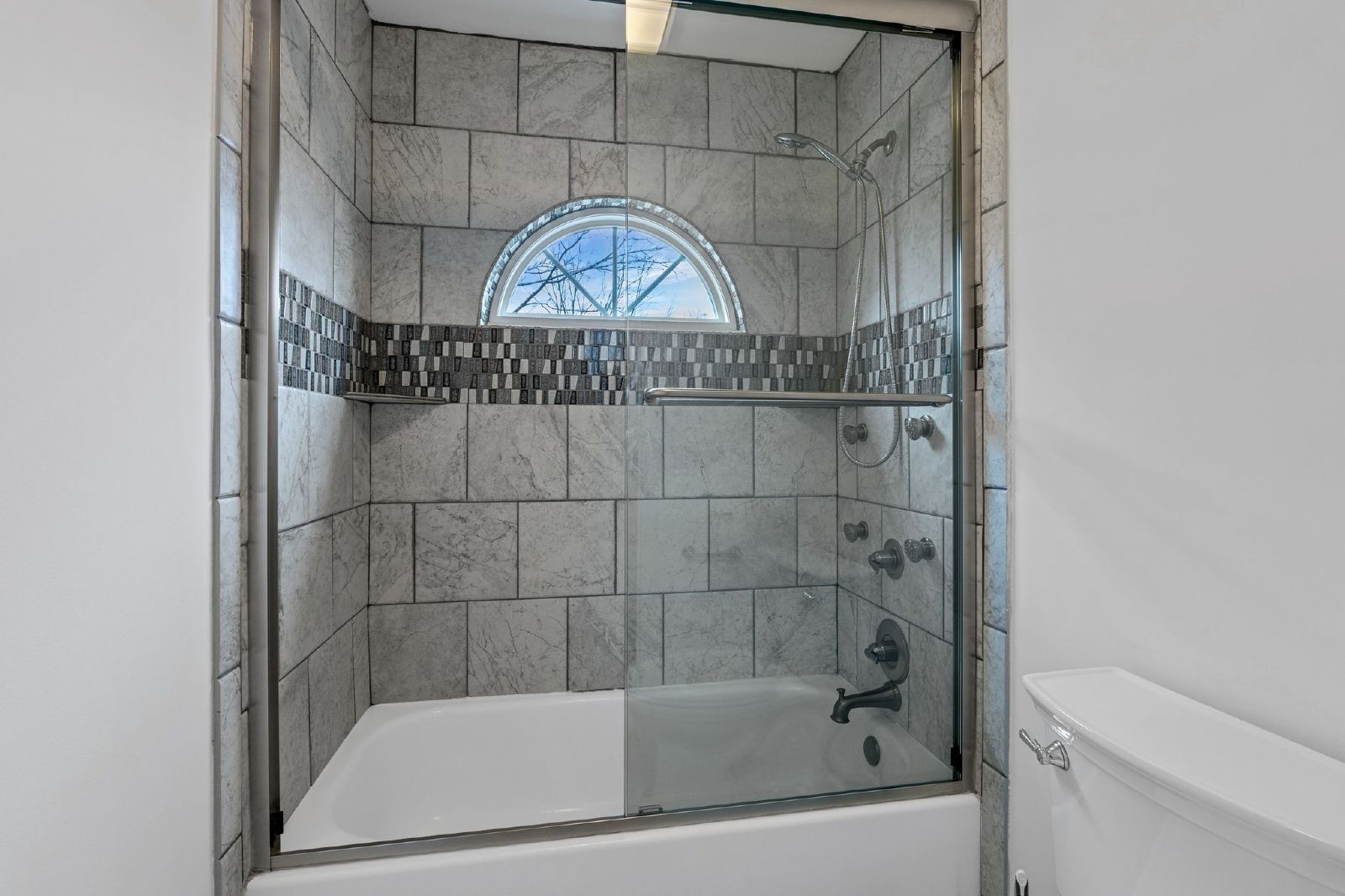 Spacious Cul-de-Sac Home in Sought-After Riverside – Bellevue / West Nashville property image