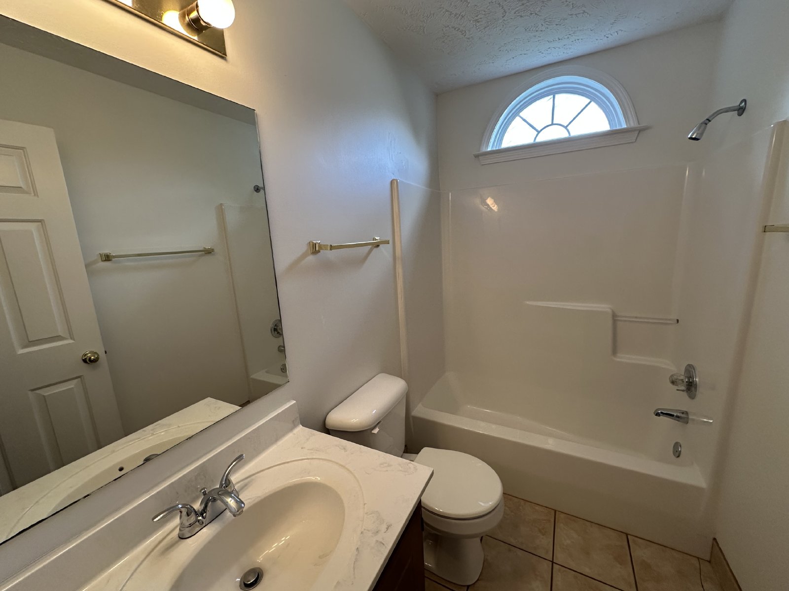 Charming 3 Bed 2 Bath Home In Murfreesboro property image