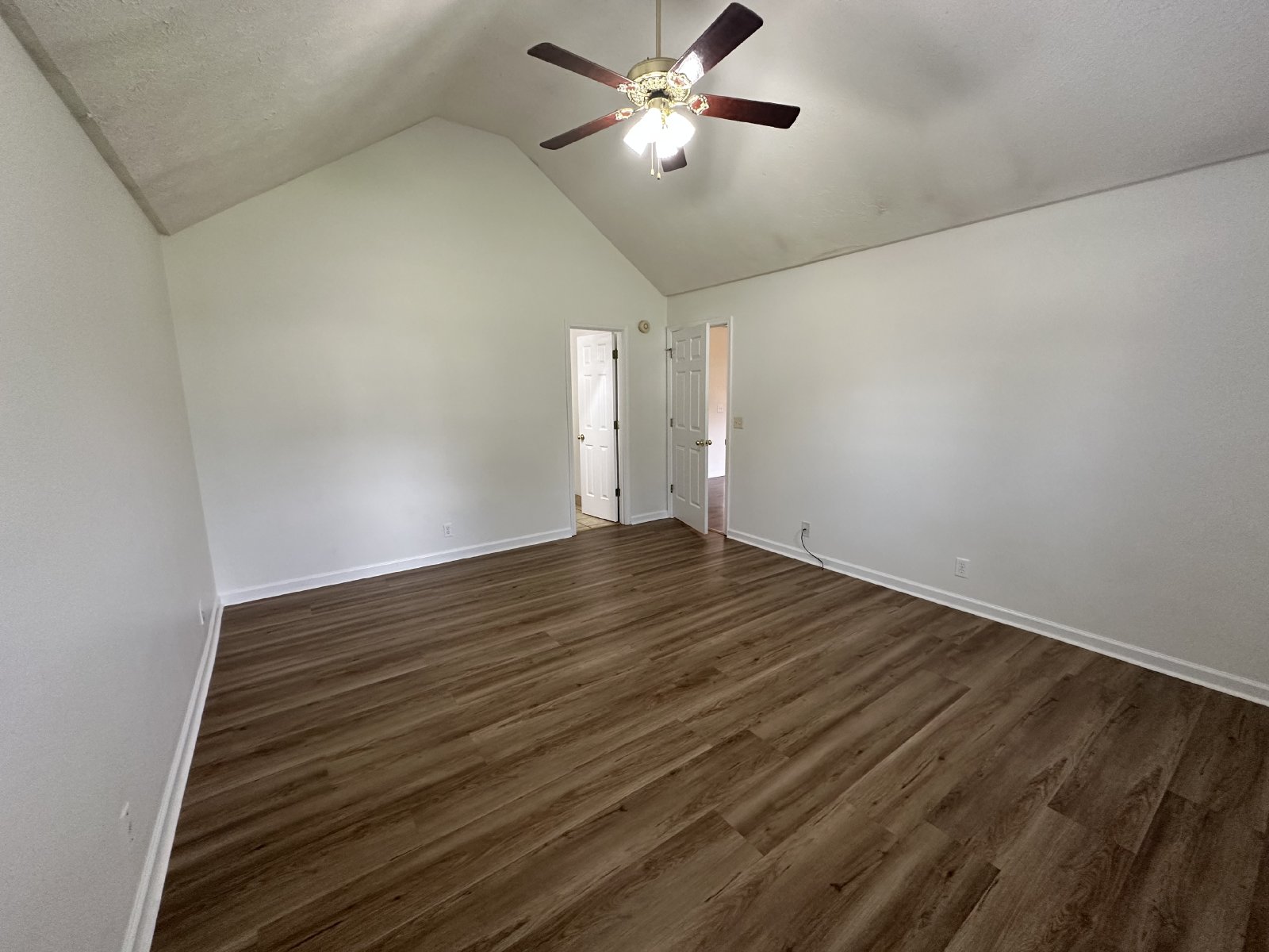 Charming 3 Bed 2 Bath Home In Murfreesboro property image
