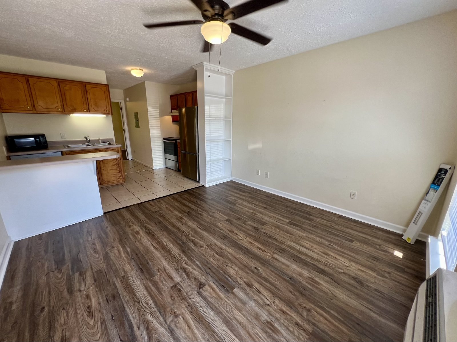 *Upgraded Unit* 1 Bed, 1 Bath Apartment - Ground Level - FREE WATER! property image