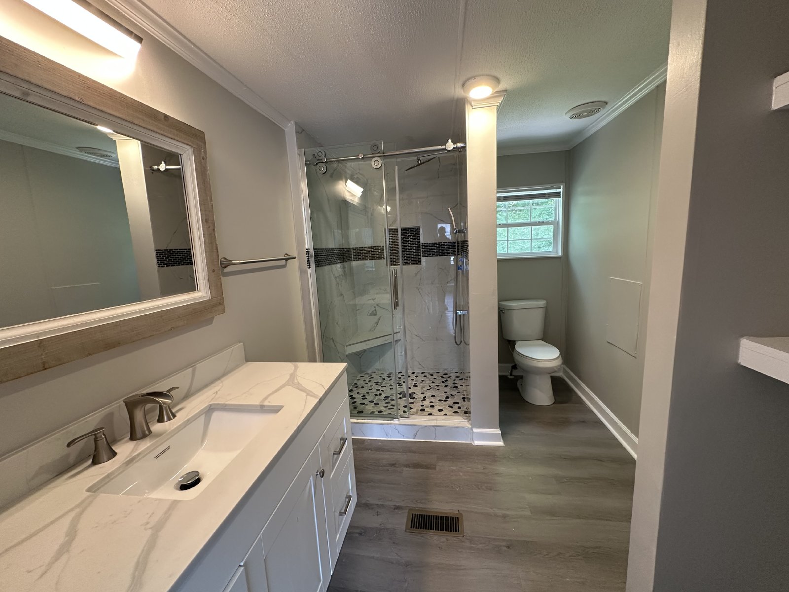 Charming 3 Bed 2 Bath Home in Nashville property image