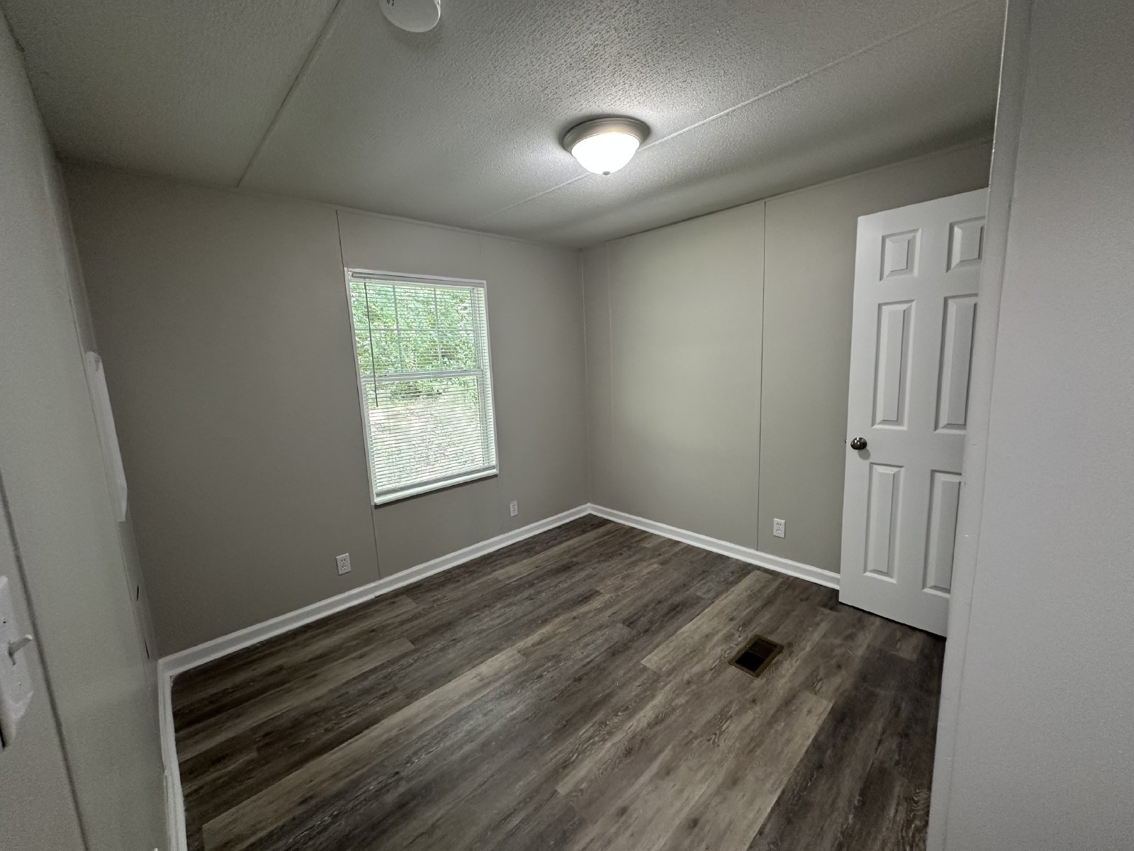 Charming 3 Bed 2 Bath Home in Nashville property image
