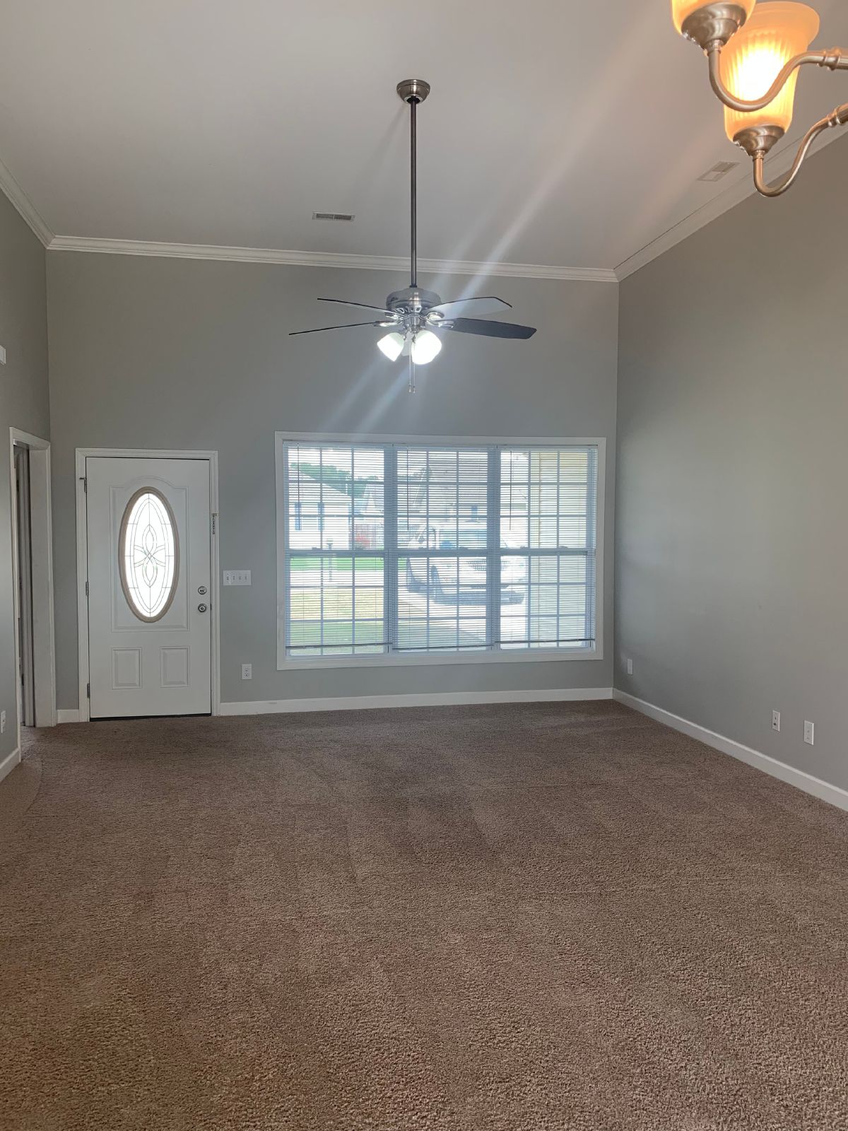 Bright and Open Floor Plan with Large Fenced in Yard! property image
