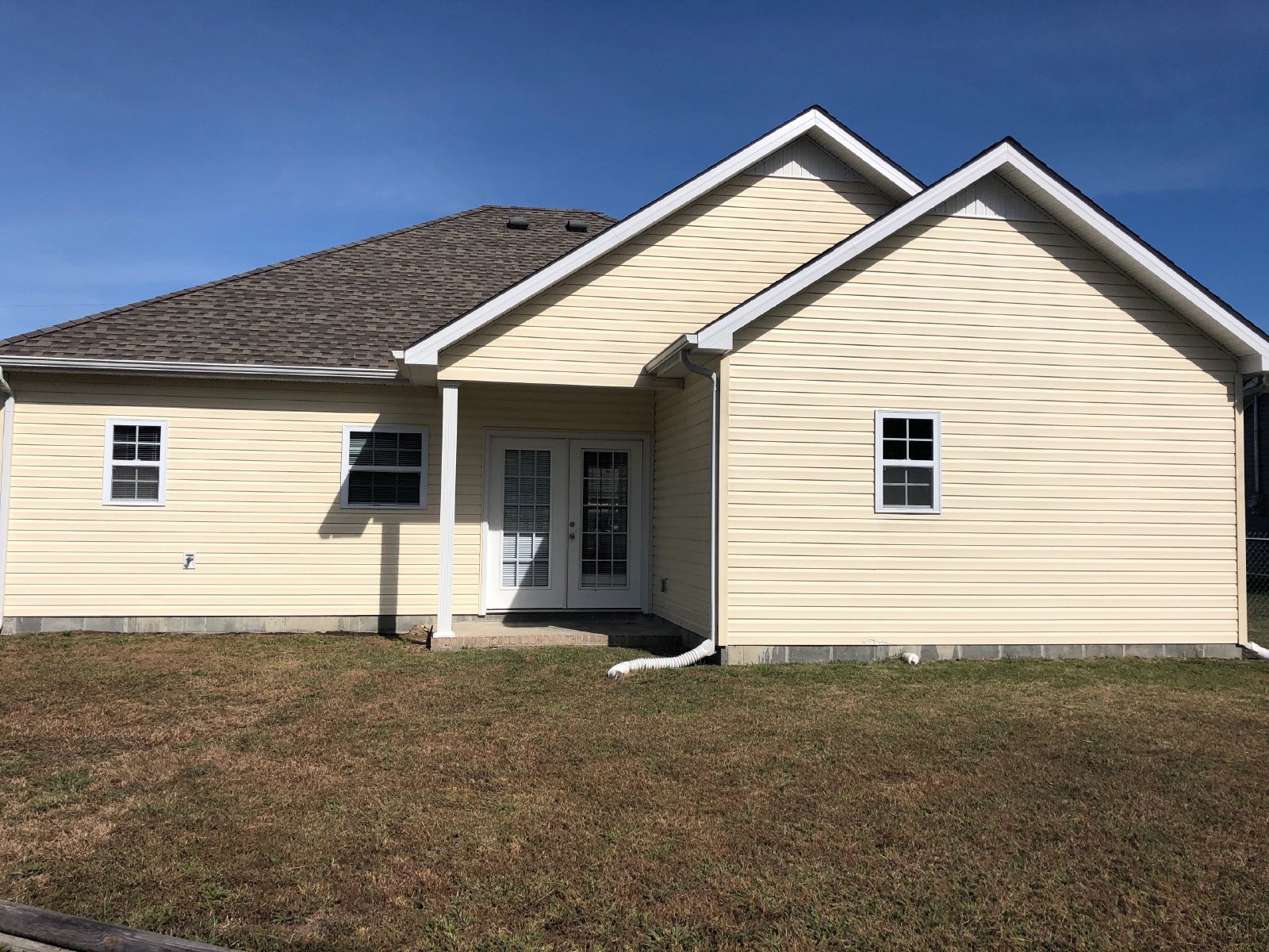Bright and Open Floor Plan with Large Fenced in Yard! property image