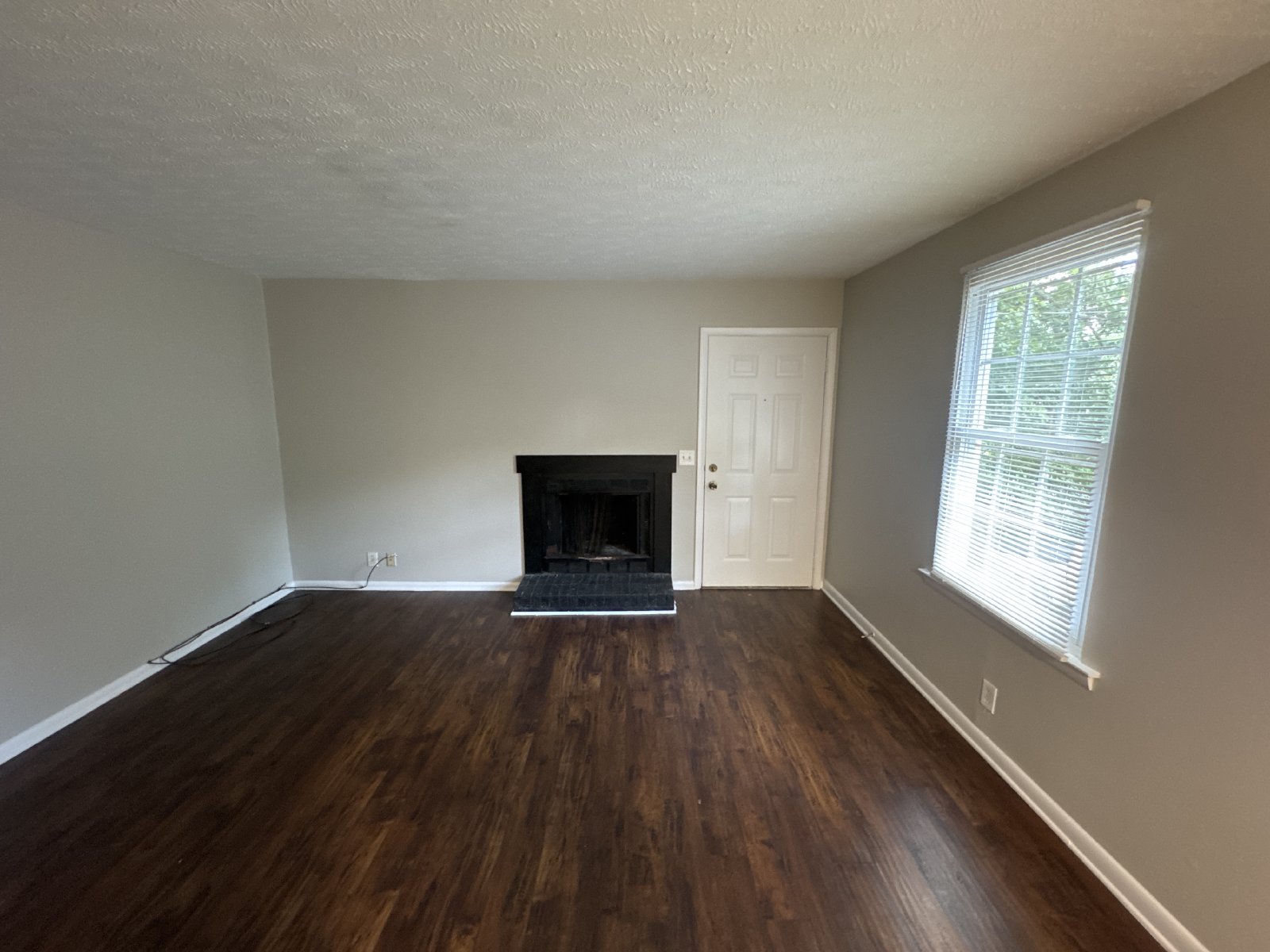 For Rent: 2 Bedroom | 1 Bath Duplex in South Nashville property image