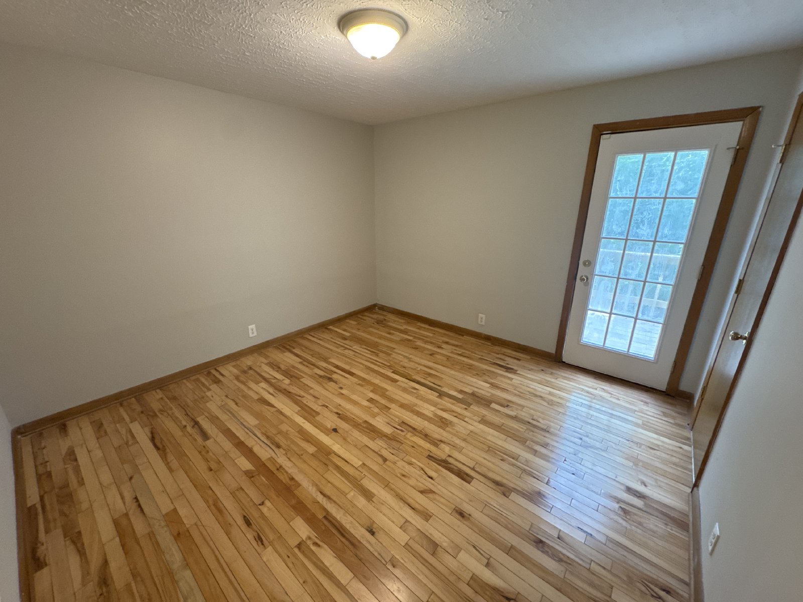 For Rent: 2 Bedroom | 1 Bath Duplex in South Nashville property image