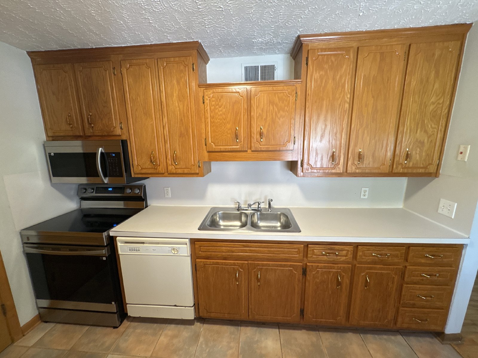 For Rent: 2 Bedroom | 1 Bath Duplex in South Nashville property image