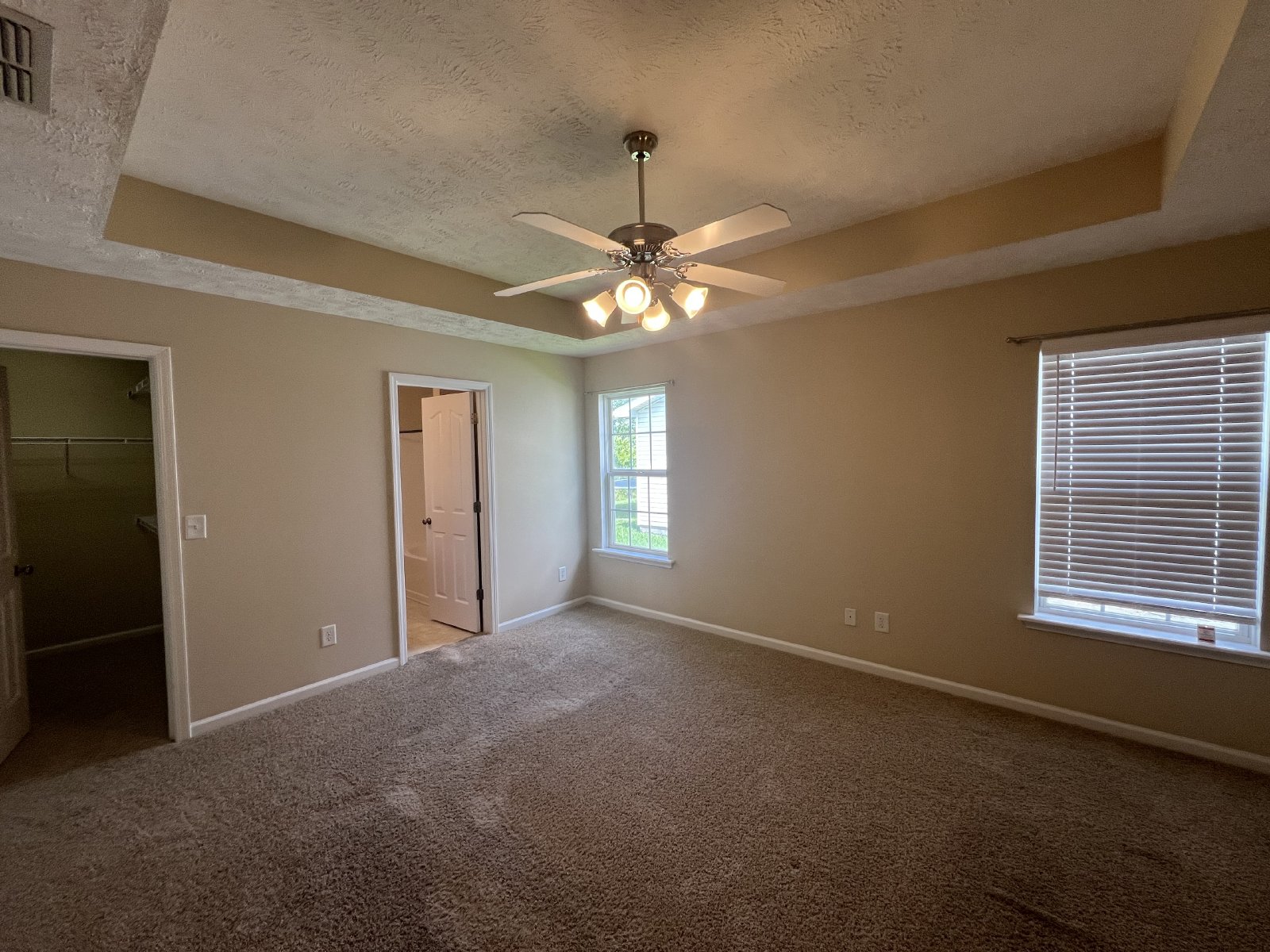 Cute 3 BR 2 Bath 1 Car Garage in Lake Forest Subdivision - Mowing Included! property image