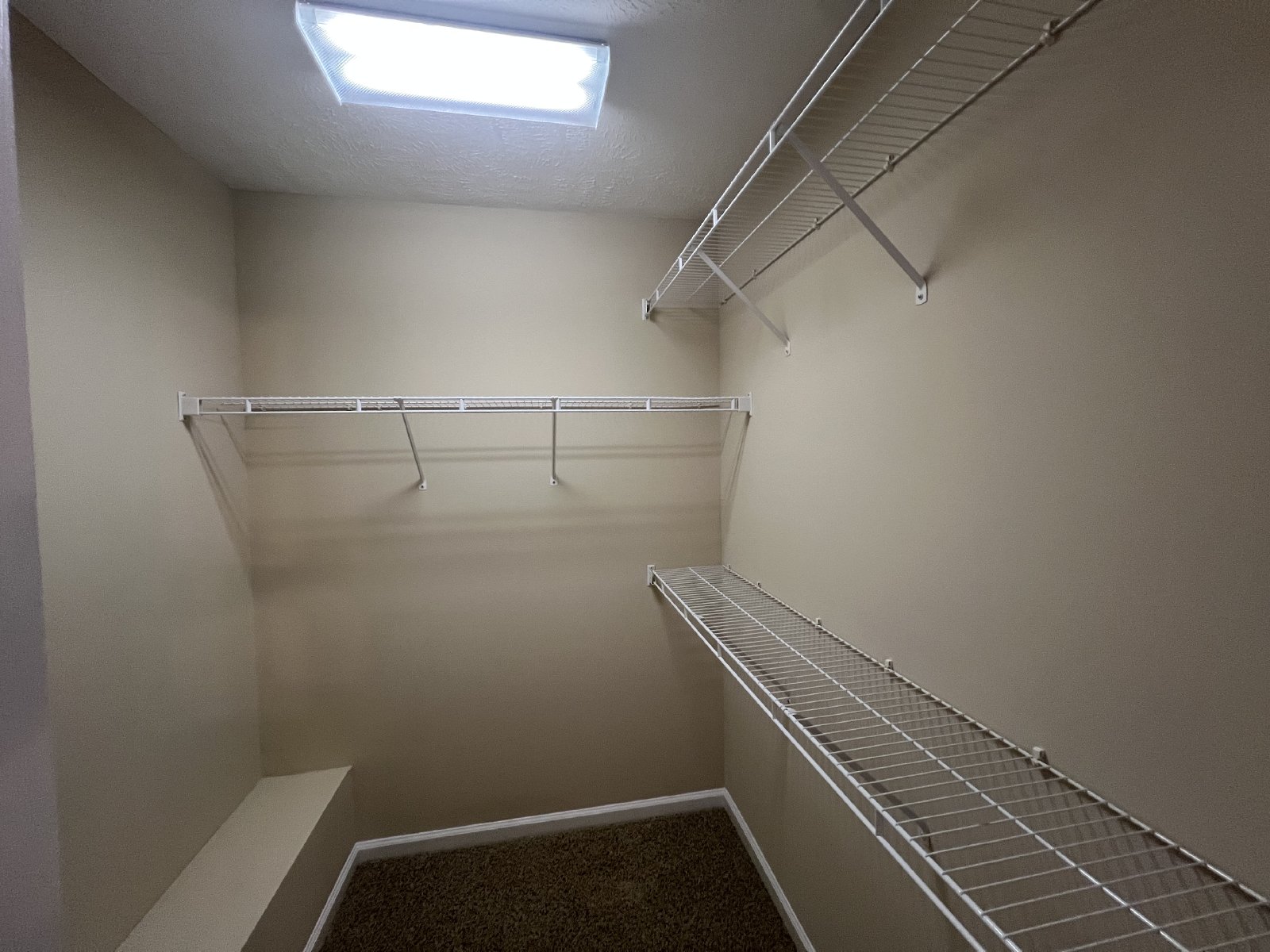 Cute 3 BR 2 Bath 1 Car Garage in Lake Forest Subdivision - Mowing Included! property image