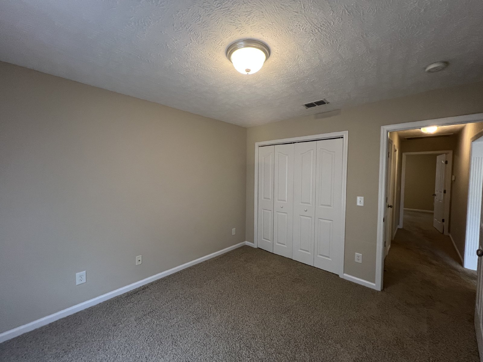 Cute 3 BR 2 Bath 1 Car Garage in Lake Forest Subdivision - Mowing Included! property image