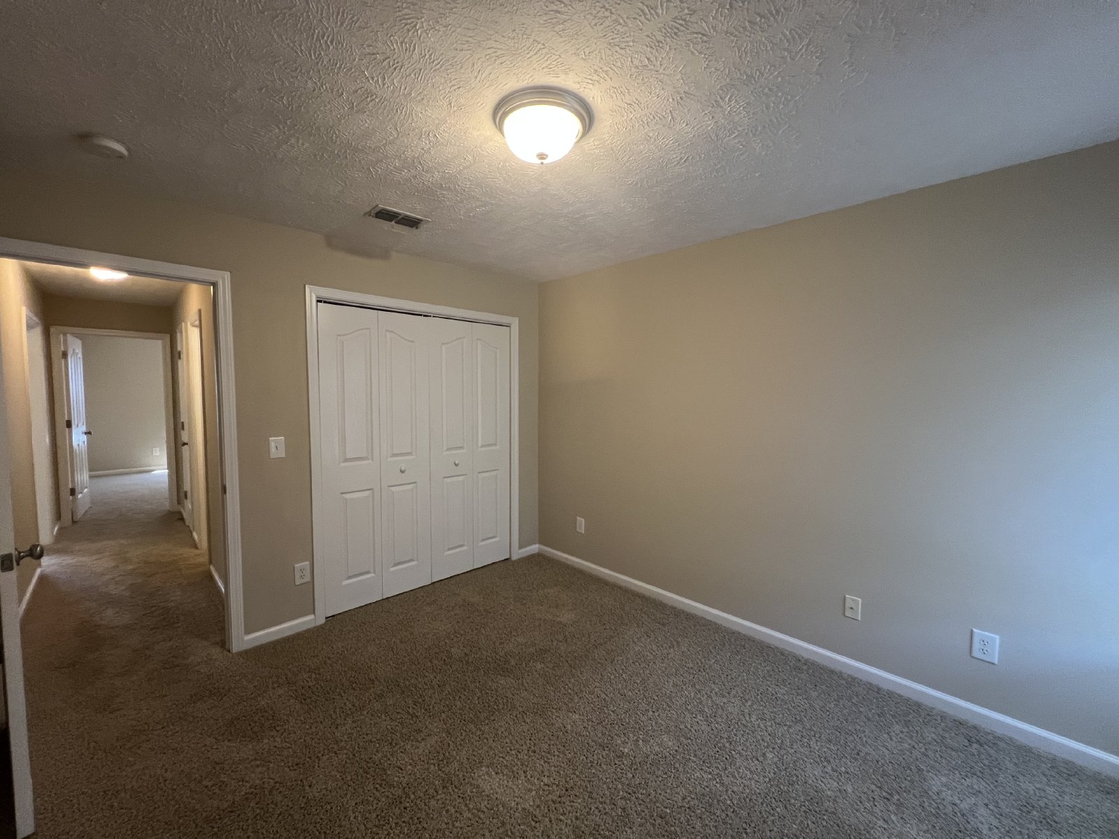 Cute 3 BR 2 Bath 1 Car Garage in Lake Forest Subdivision - Mowing Included! property image