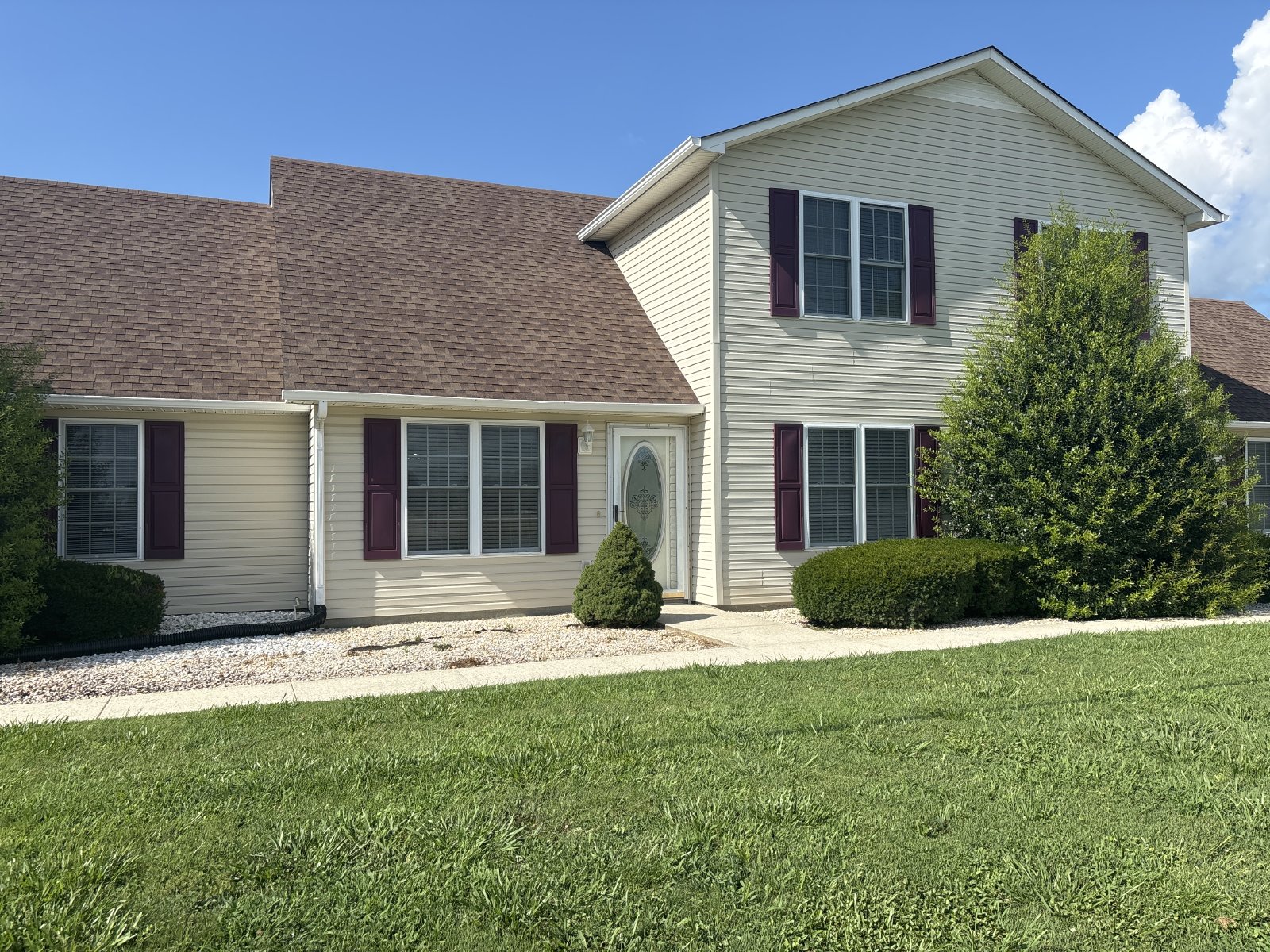 Adorable 3 Bedroom Townhome in the Center of Manchester! property image