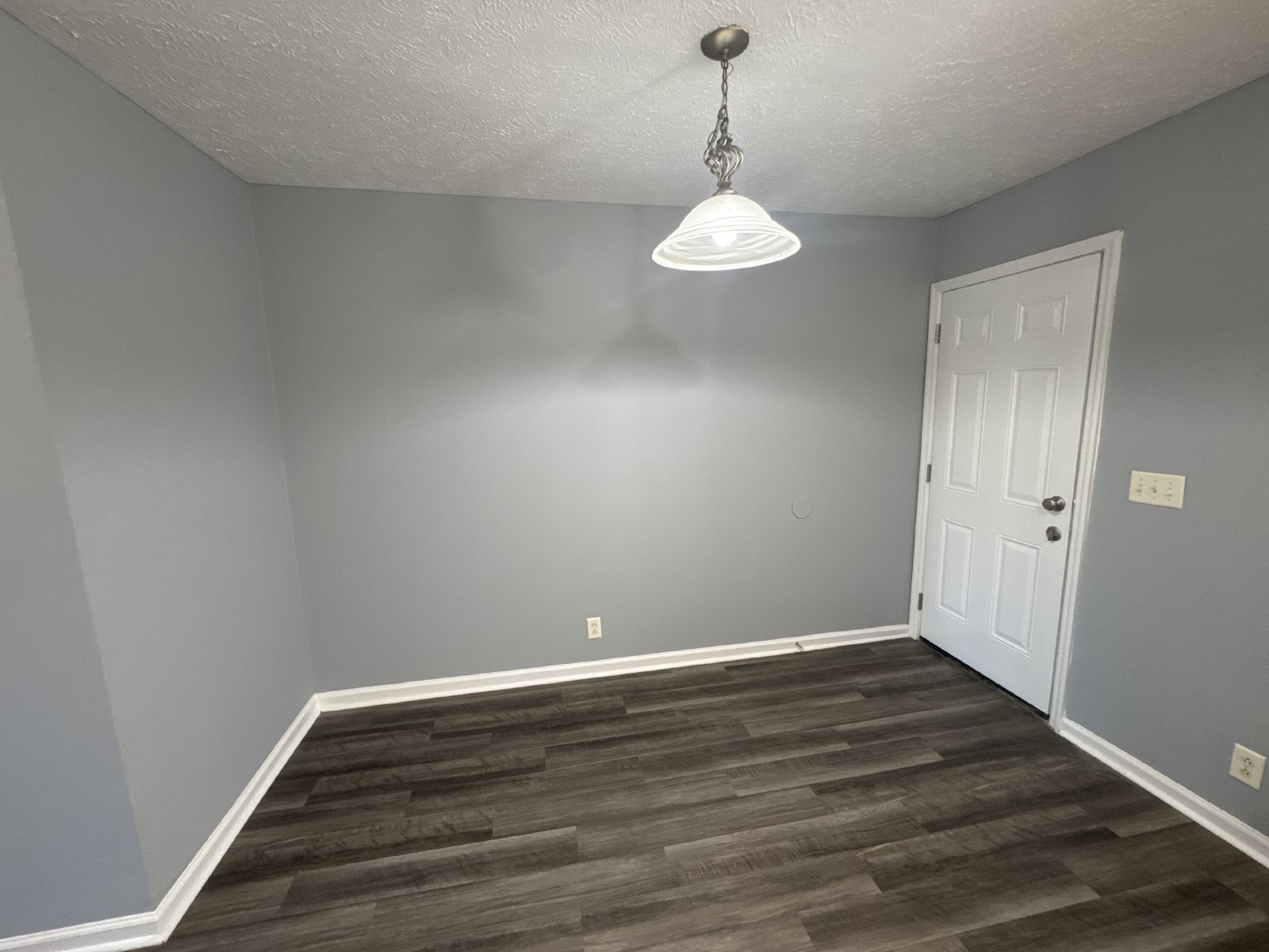 Charming 2-Bedroom Duplex in the Heart of Murfreesboro! property image