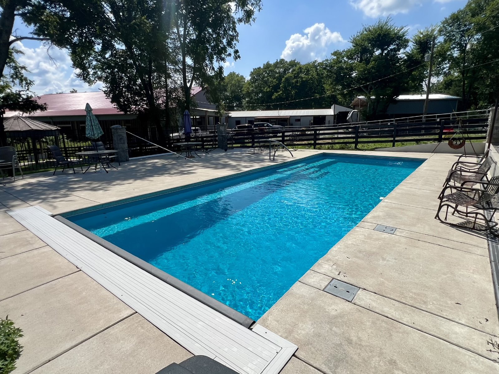 Cabin Style Home on Equestrian Farm *Private Pool* property image
