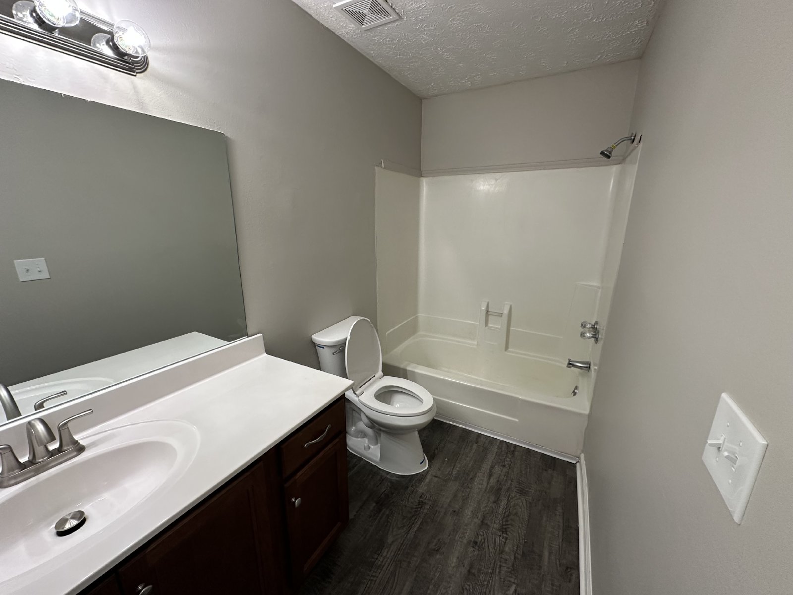 Newly Renovated 1 Bed 1 Bath Apartment Near MTSU! property image