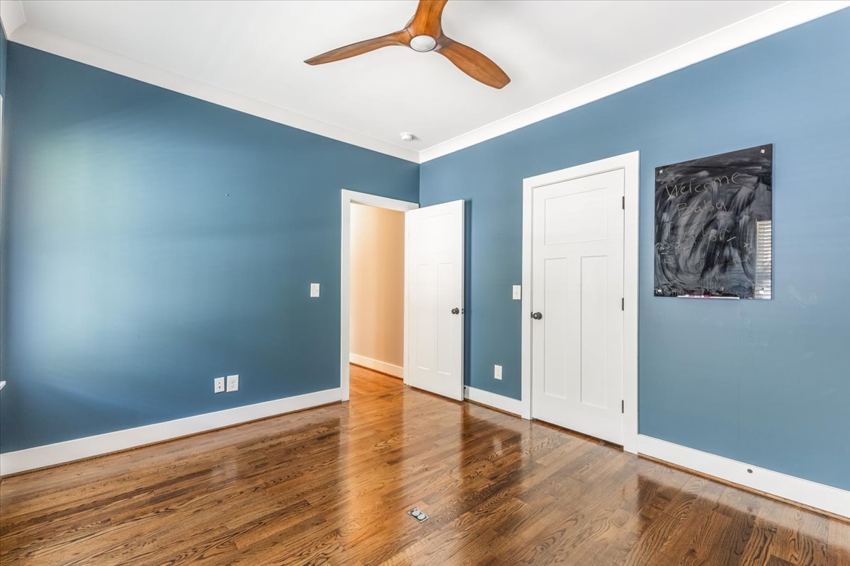 Stunning Home w Million Dollar Views! 4 Beds, 3 Baths, 2 Car Garage, Fireplace & Fenced Yard property image