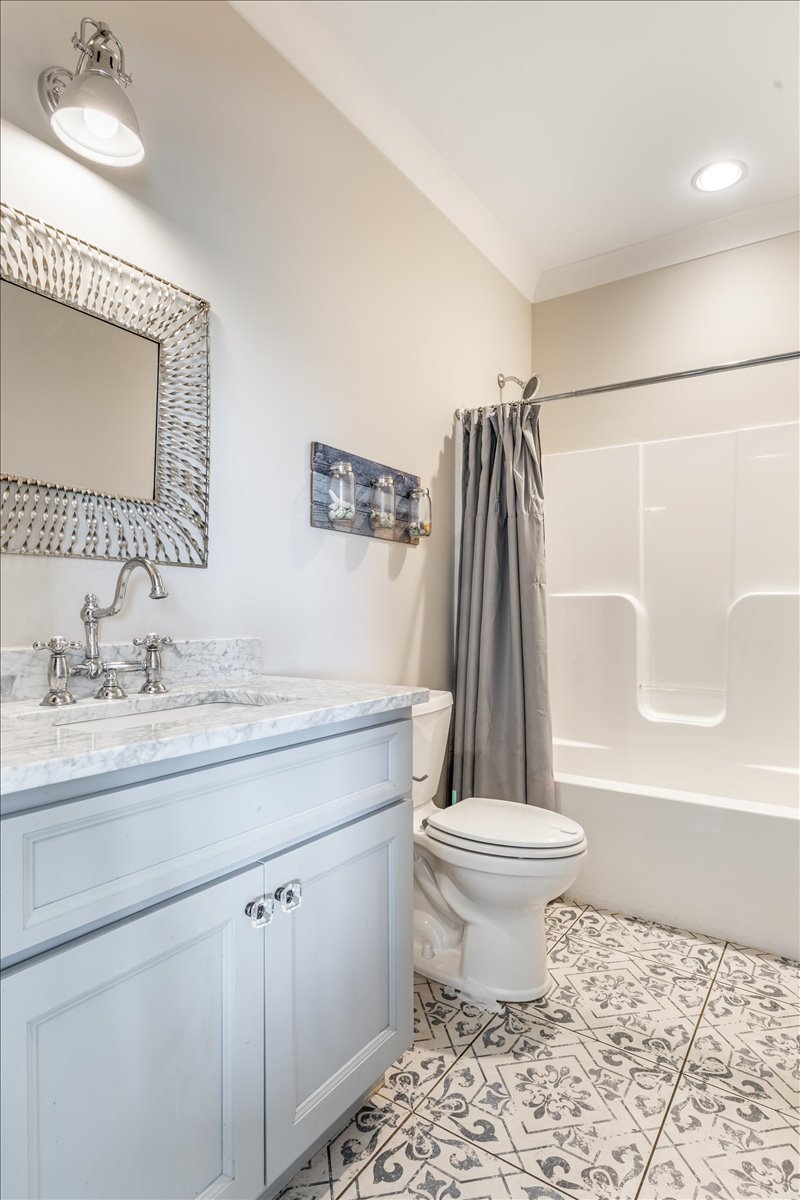 Stunning Home w Million Dollar Views! 4 Beds, 3 Baths, 2 Car Garage, Fireplace & Fenced Yard property image