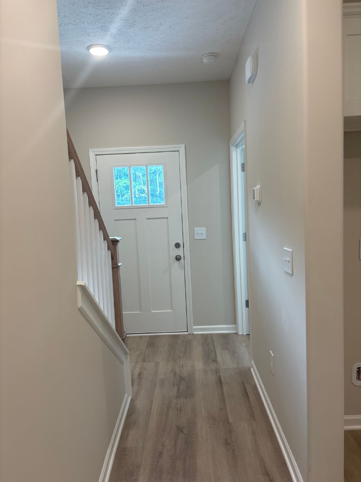 Beautiful 4 Bed 3.5 Bath Townhome Near The Heart Of Shelbyville property image