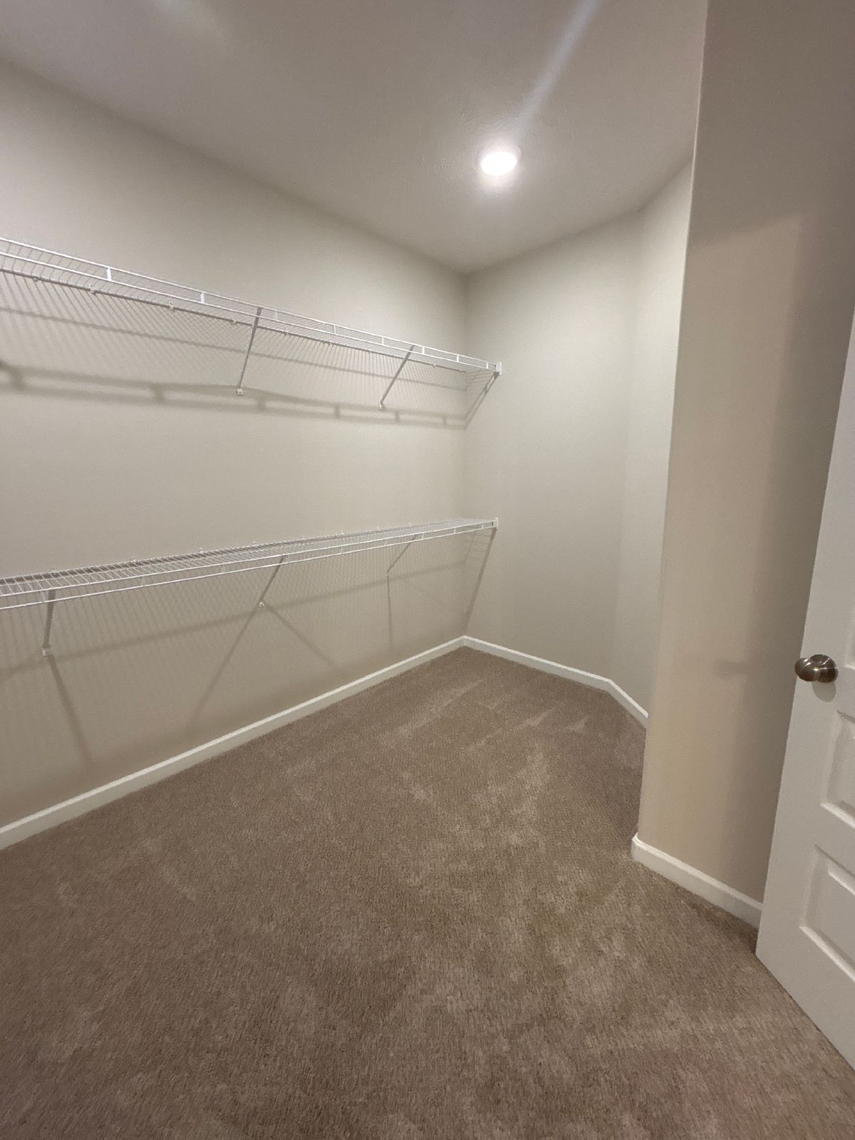 Beautiful 4 Bed 3.5 Bath Townhome Near The Heart Of Shelbyville property image