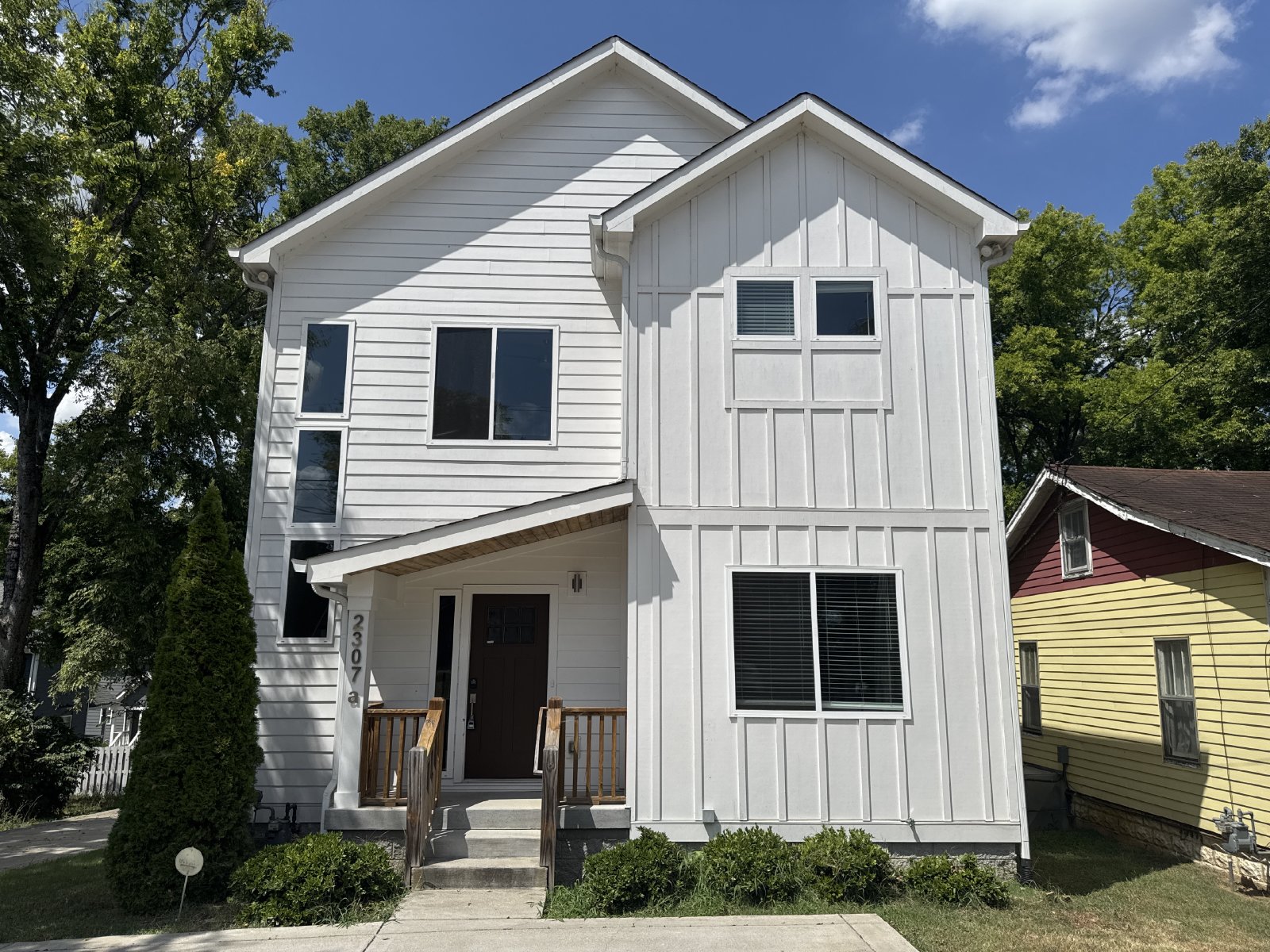 Newer Construction with Open Floor Plan in One of Nashville’s Hottest Areas! property image