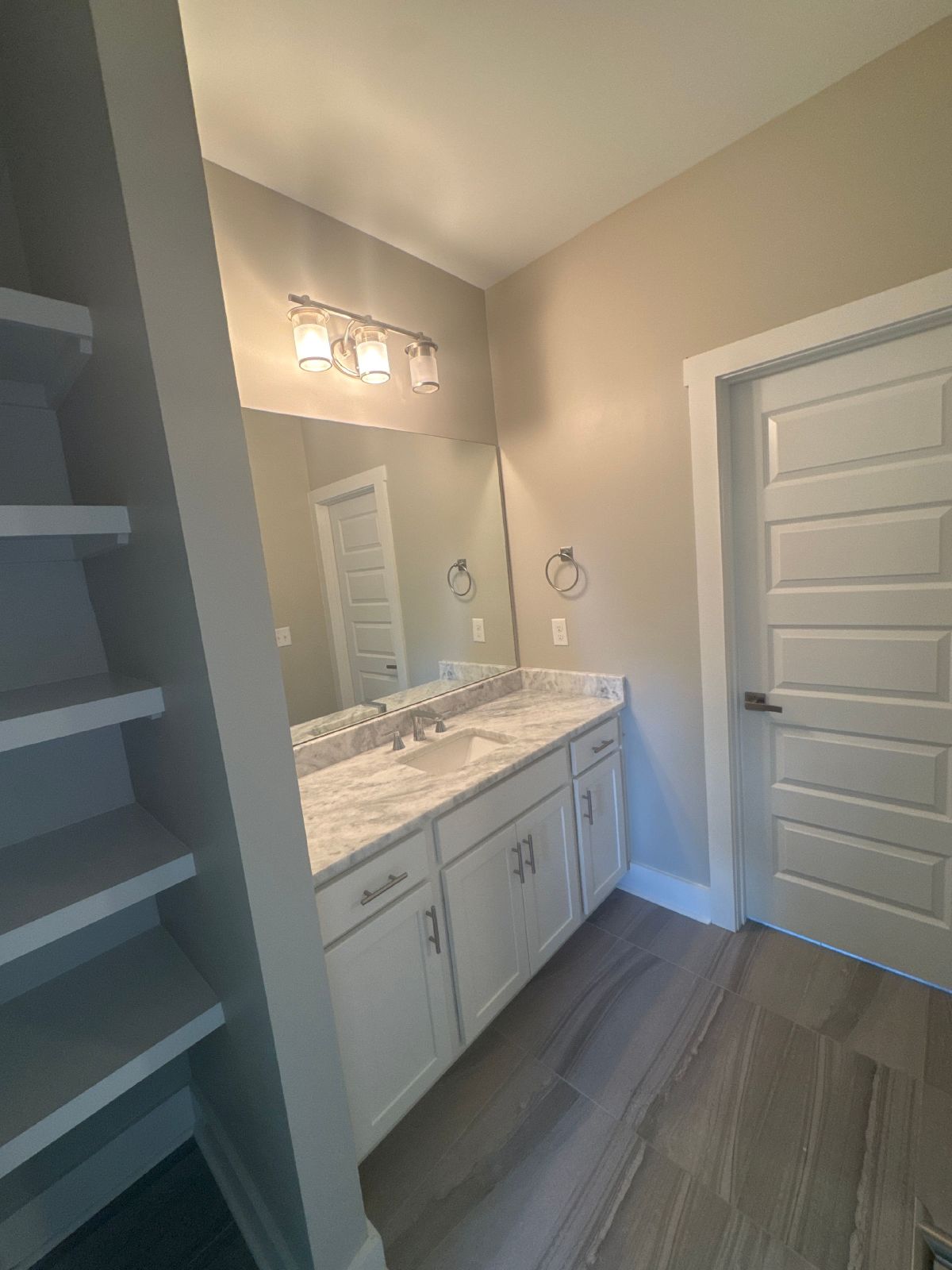 Newer Construction with Open Floor Plan in One of Nashville’s Hottest Areas! property image