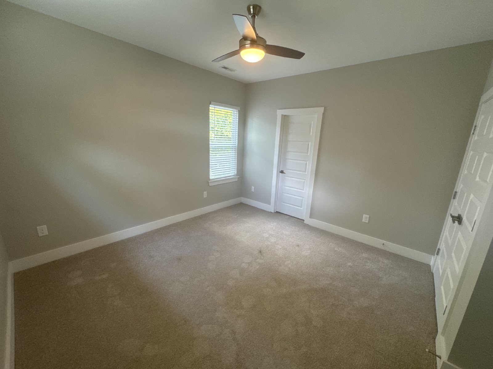 Newer Construction with Open Floor Plan in One of Nashville’s Hottest Areas! property image