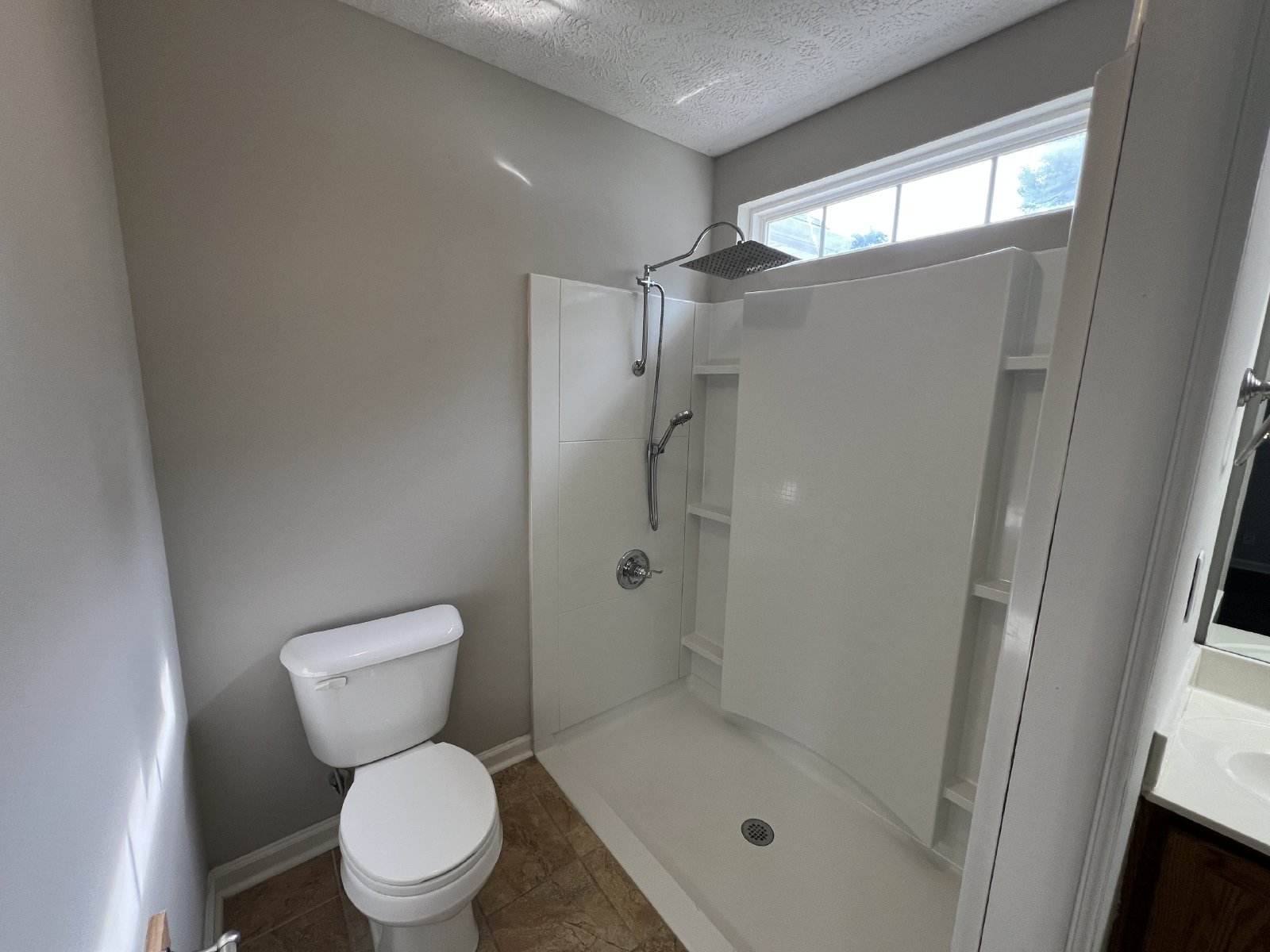 Spacious 4 Bedroom 2.5 Bath Available Now in Murfreesboro! property image
