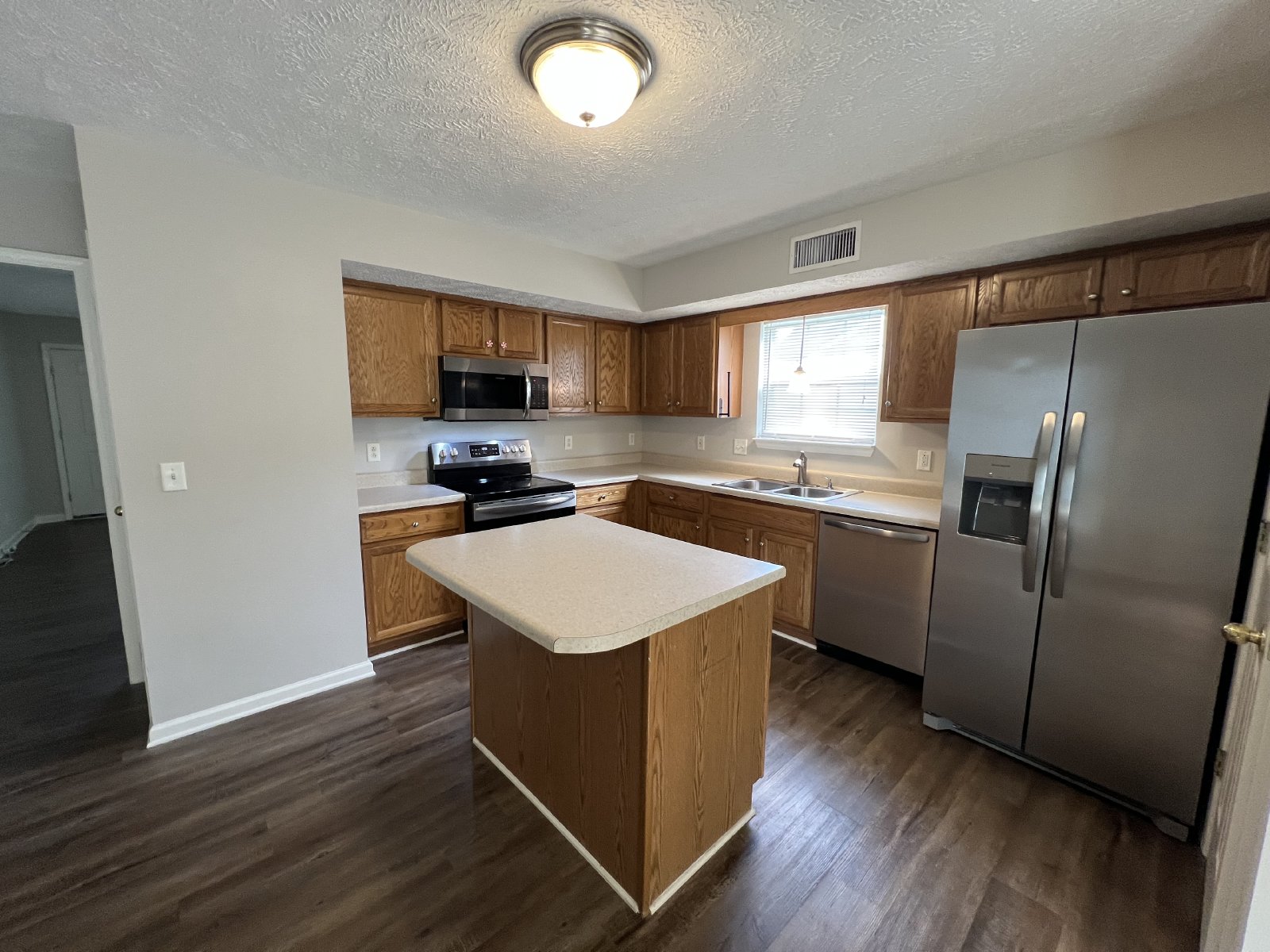 Spacious 4 Bedroom 2.5 Bath Available Now in Murfreesboro! property image