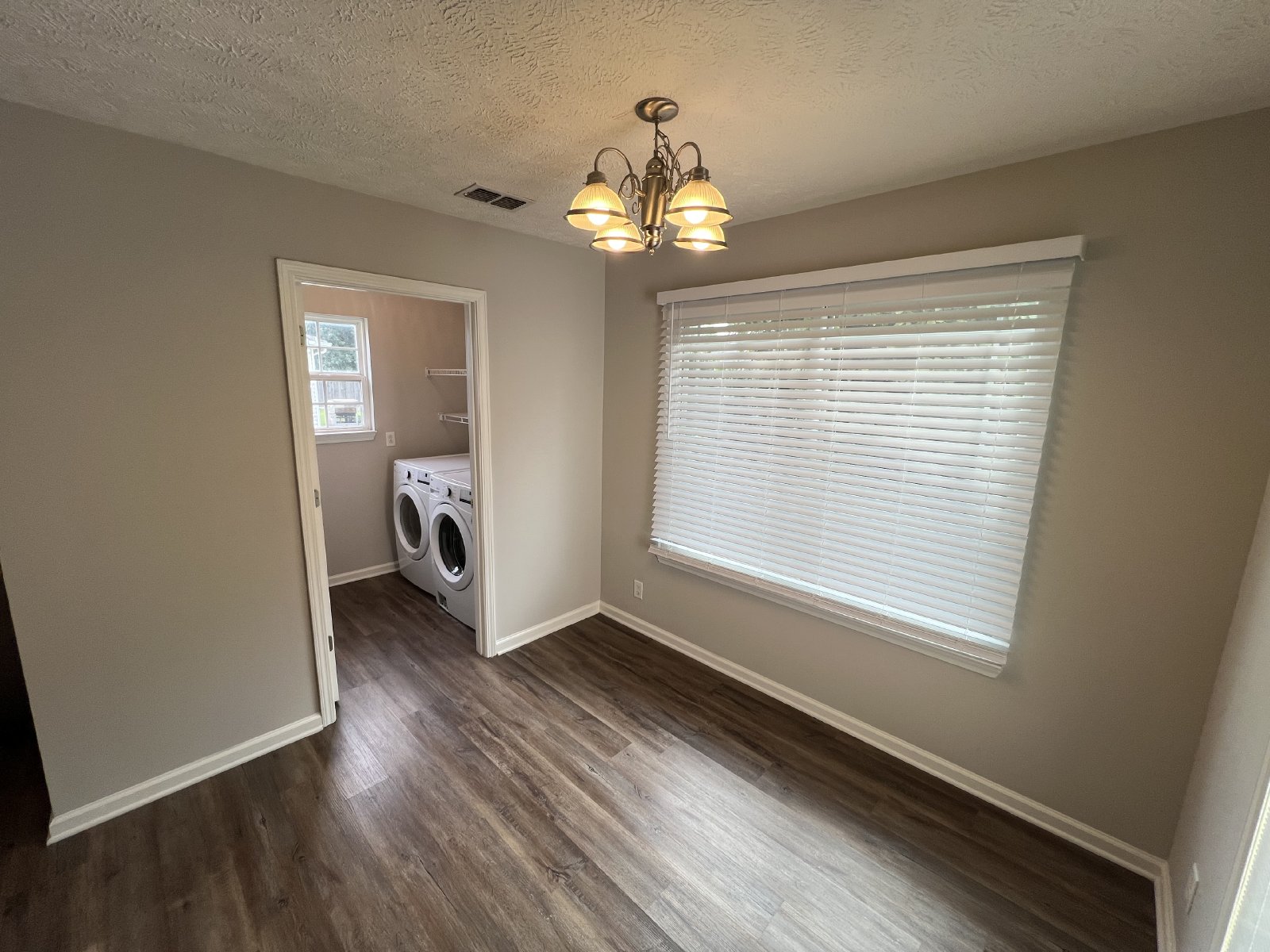Spacious 4 Bedroom 2.5 Bath Available Now in Murfreesboro! property image