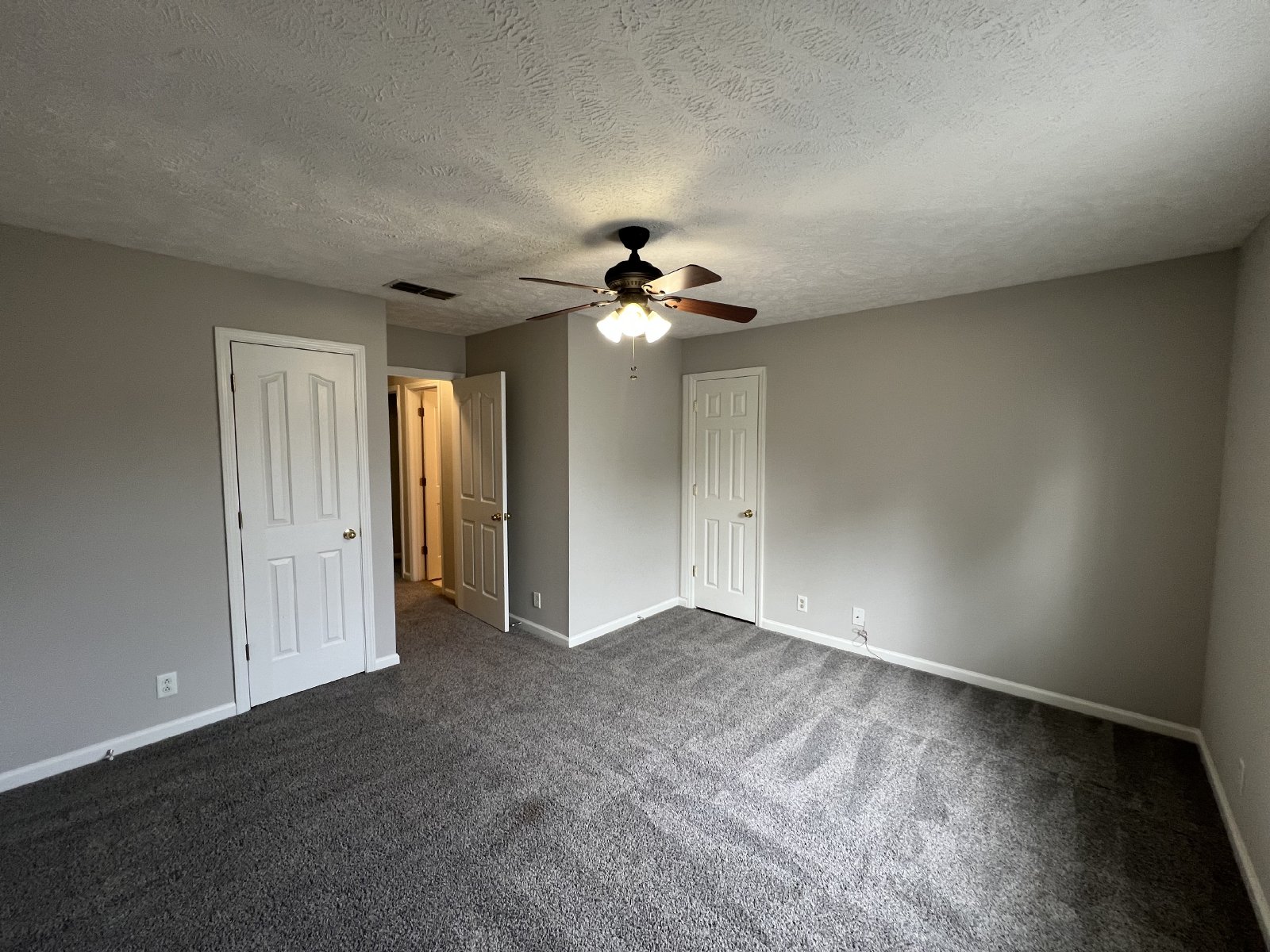 Spacious 4 Bedroom 2.5 Bath Available Now in Murfreesboro! property image
