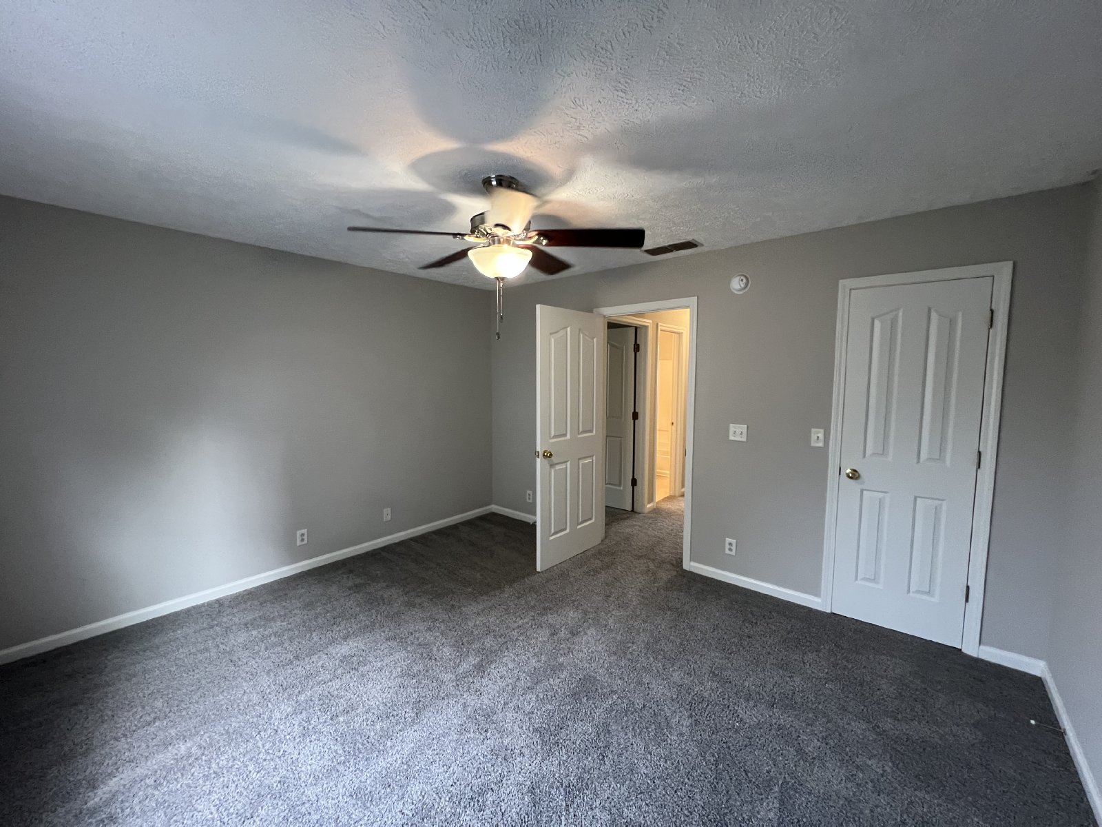 Spacious 4 Bedroom 2.5 Bath Available Now in Murfreesboro! property image