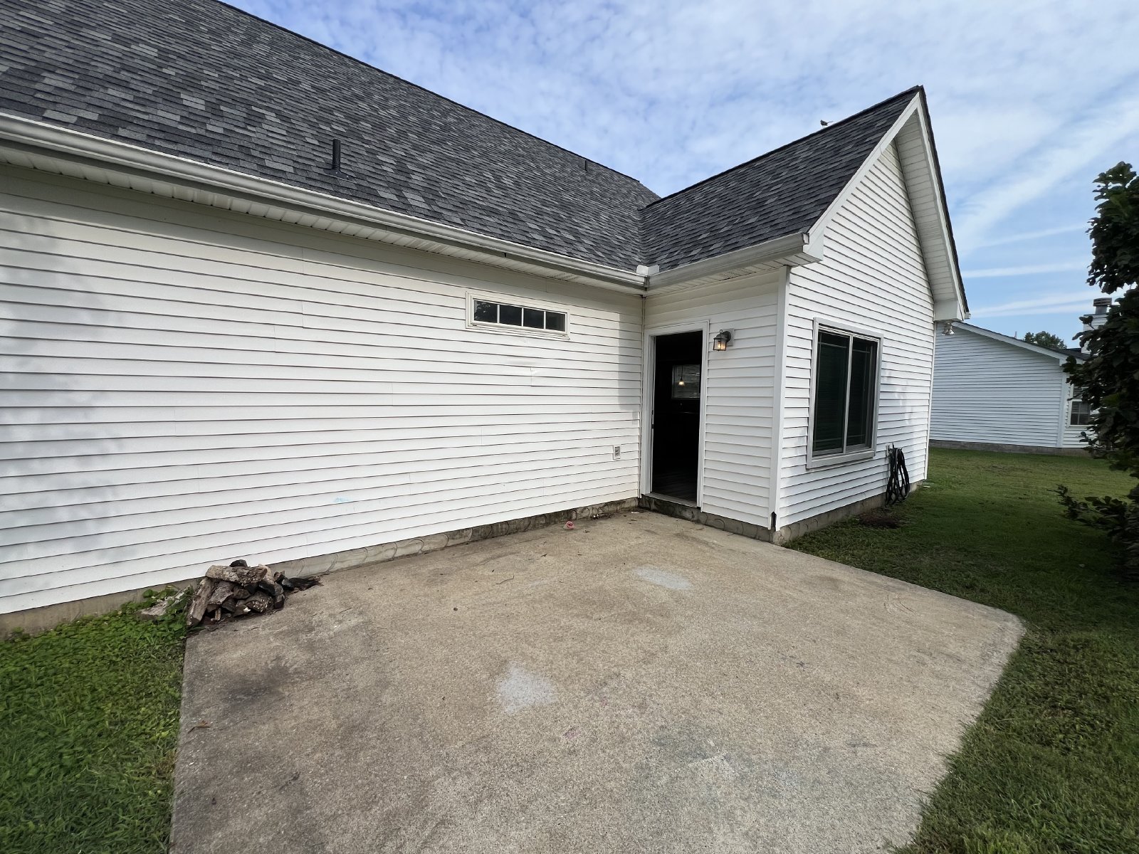 Spacious 4 Bedroom 2.5 Bath Available Now in Murfreesboro! property image