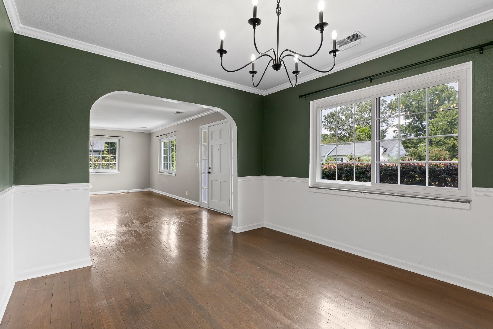 Charming Belvoir Home - 2 Bed, 1 Bath, 1 Car Garage, Fully Fenced Yard! property image