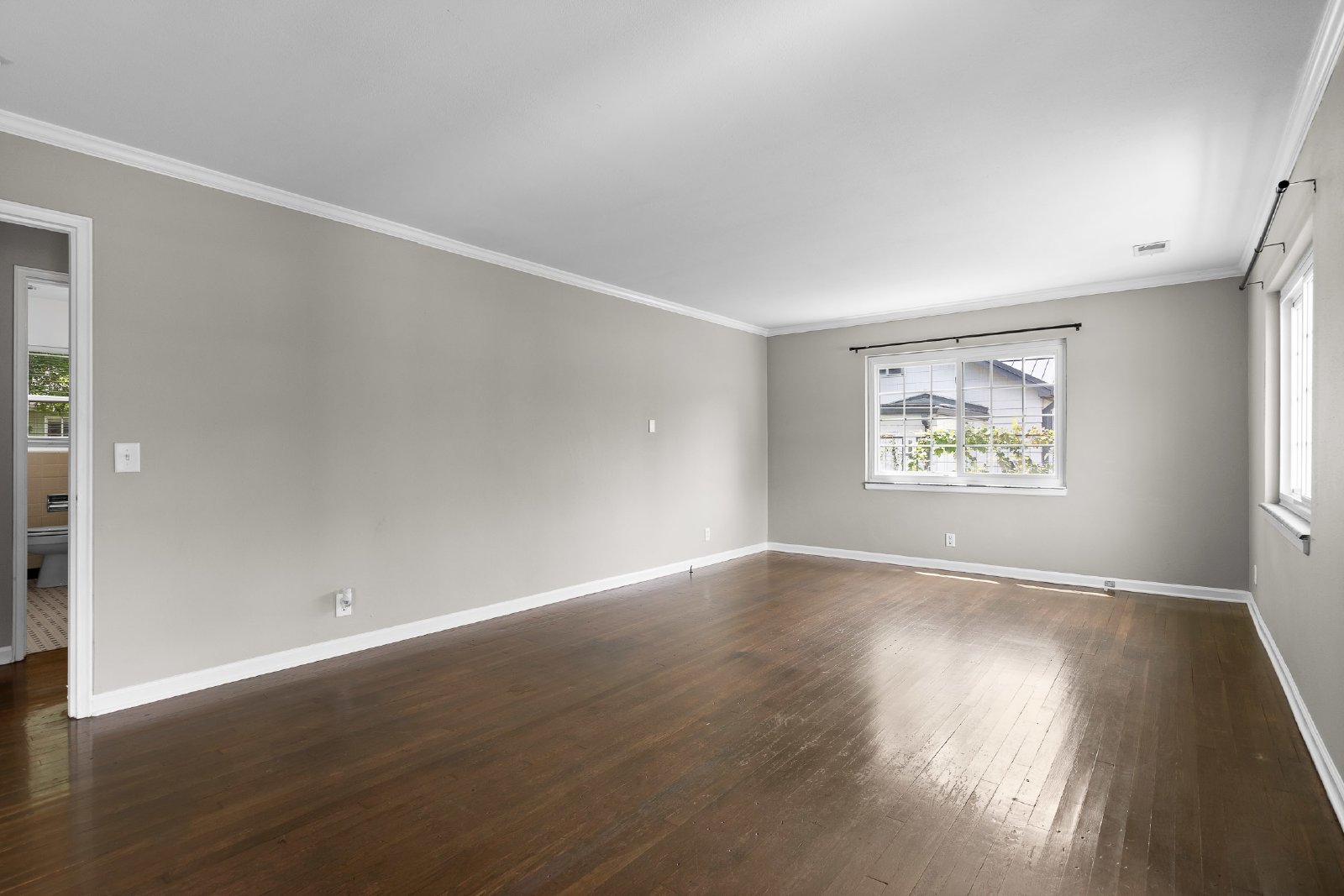 Charming Belvoir Home - 2 Bed, 1 Bath, 1 Car Garage, Fully Fenced Yard! property image