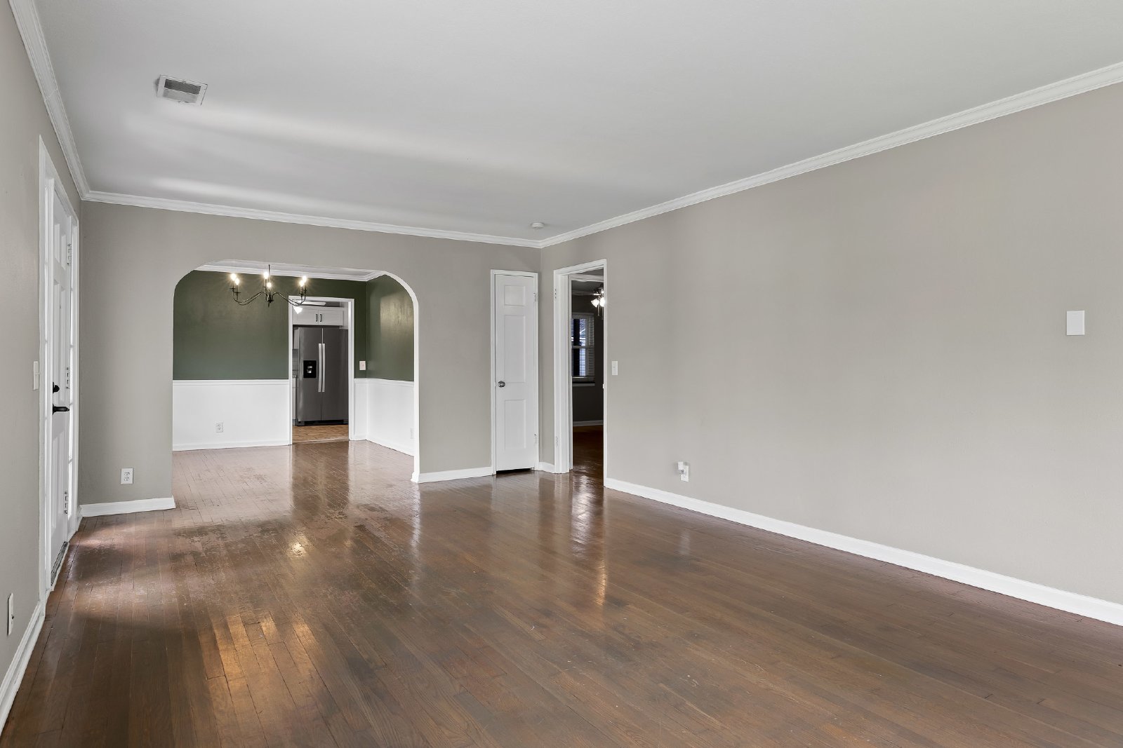 Charming Belvoir Home - 2 Bed, 1 Bath, 1 Car Garage, Fully Fenced Yard! property image